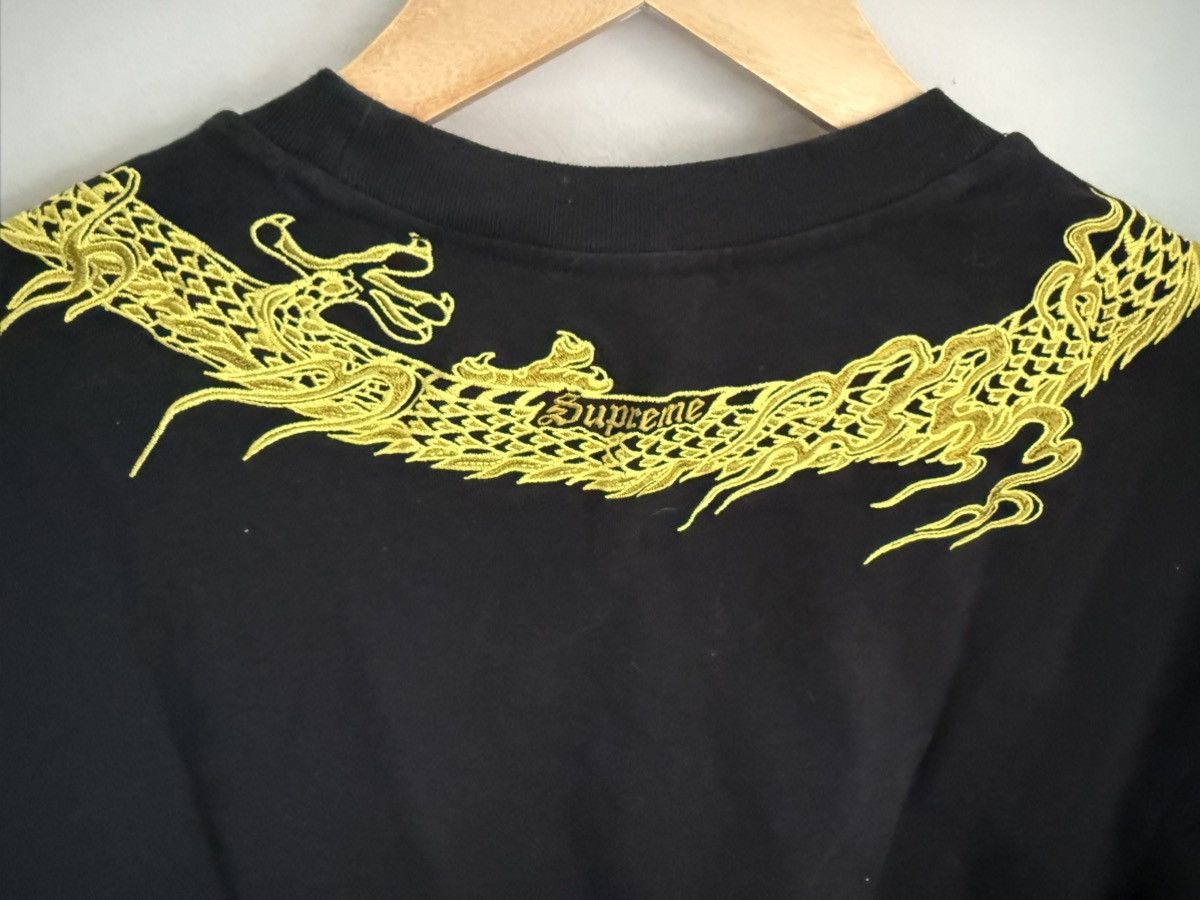 Supreme Black and Gold Embroidered Dragon TShirt New Size US M / EU 48-50 / 2 - 2 Thumbnail