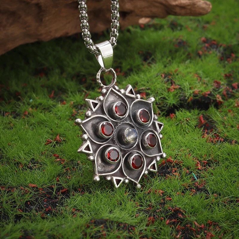Vintage Lotus Petal Shaped Gemstone Pendant Necklace Size ONE SIZE - 4 Thumbnail