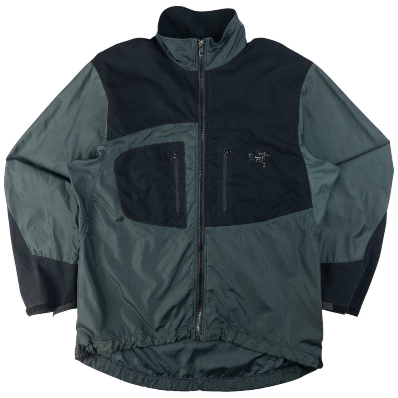 Arc'teryx Vintage Arcteryx Zip Up Jacket Size M Size M / US 6-8 / IT 42-44 - 1 Thumbnail