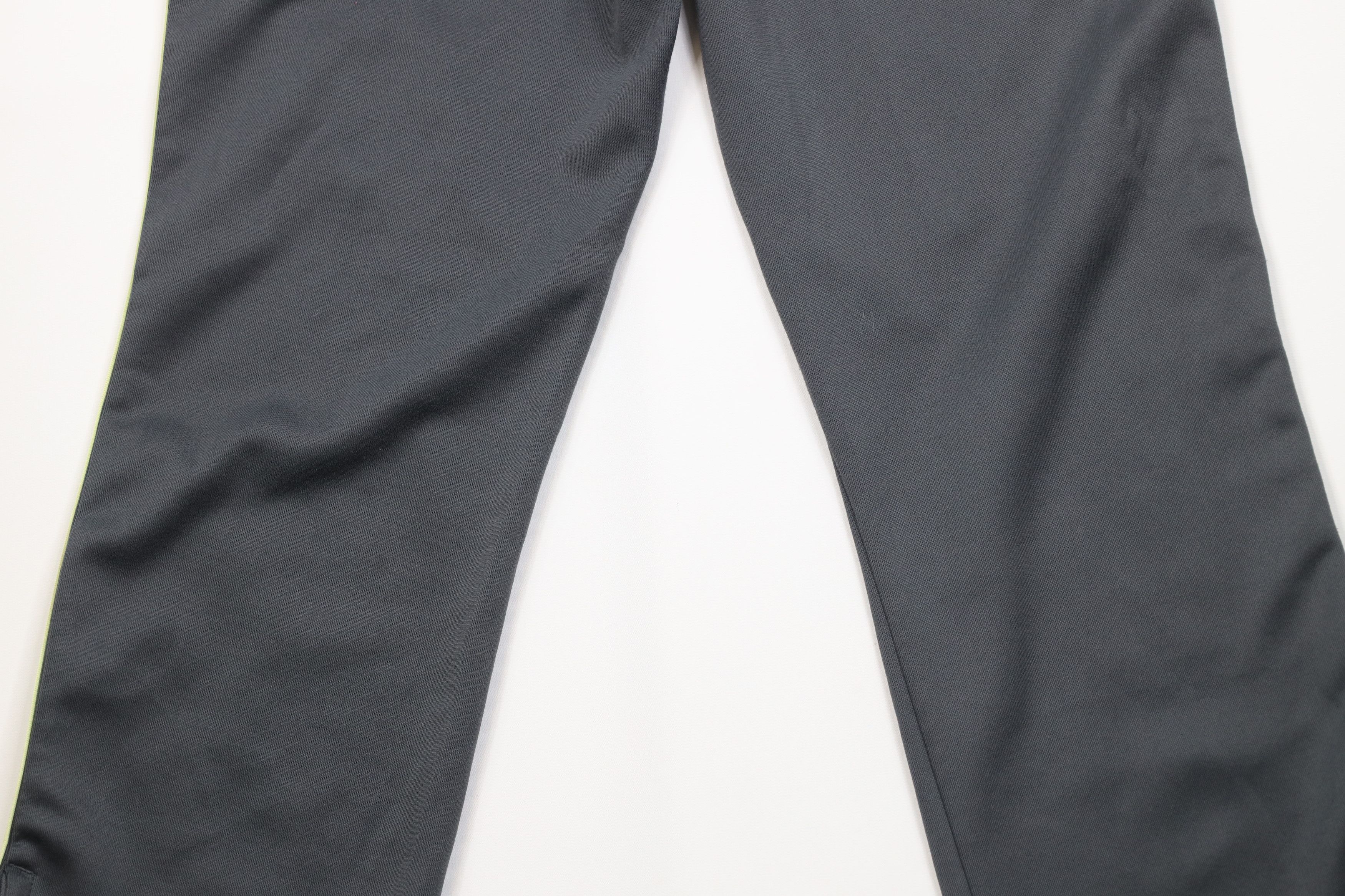 Nike Vintage Y2K Nike Mini Swoosh Flared Wide Leg Sweatpants Size 30" / US 8 / IT 44 - 13 Thumbnail