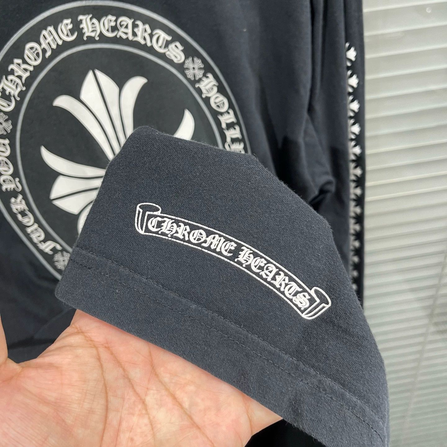 Chrome Hearts Chrome Hearts Black LS Tee Cross Floral String Logo Circ Size US L / EU 52-54 / 3 - 7 Thumbnail