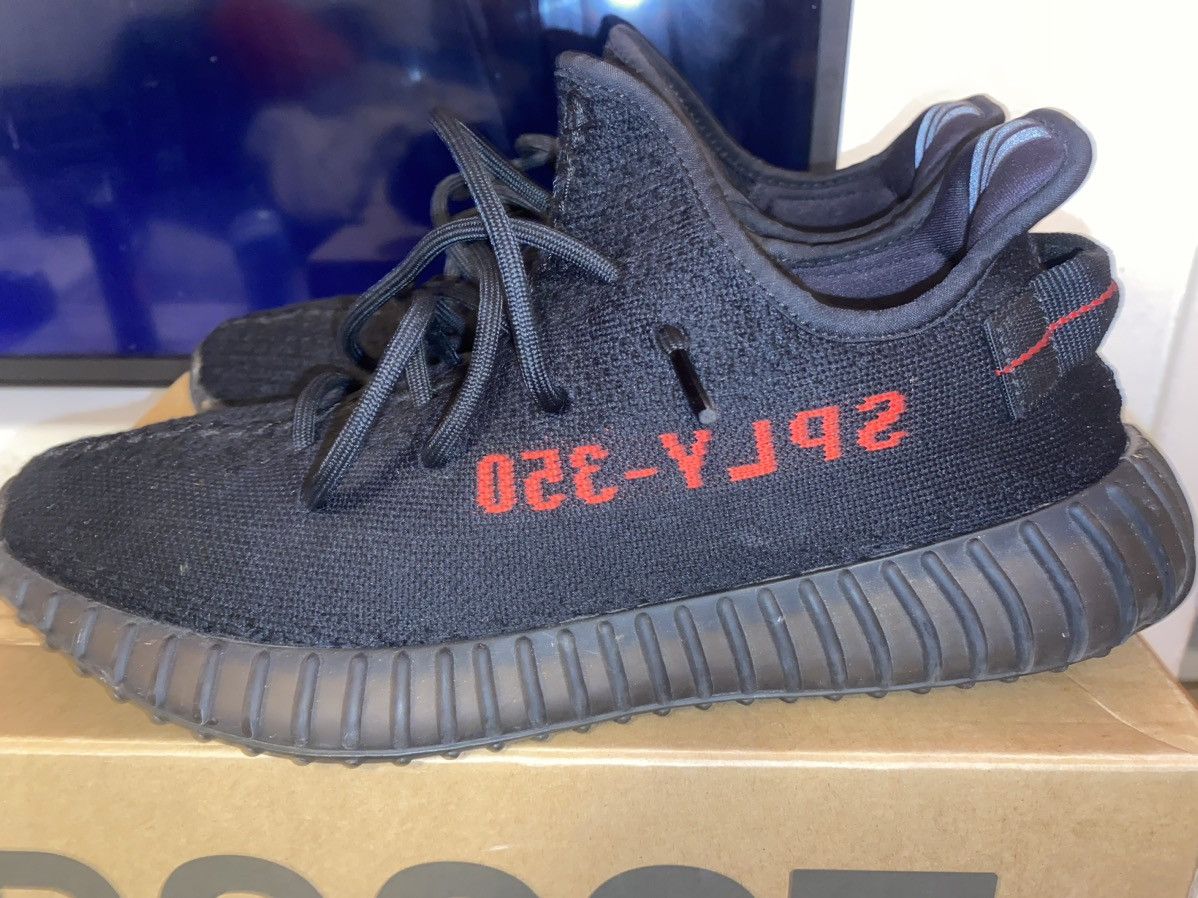 Yeezy Yeezy Boost V2 Bred Size US 10.5 / EU 43-44 - 7 Thumbnail
