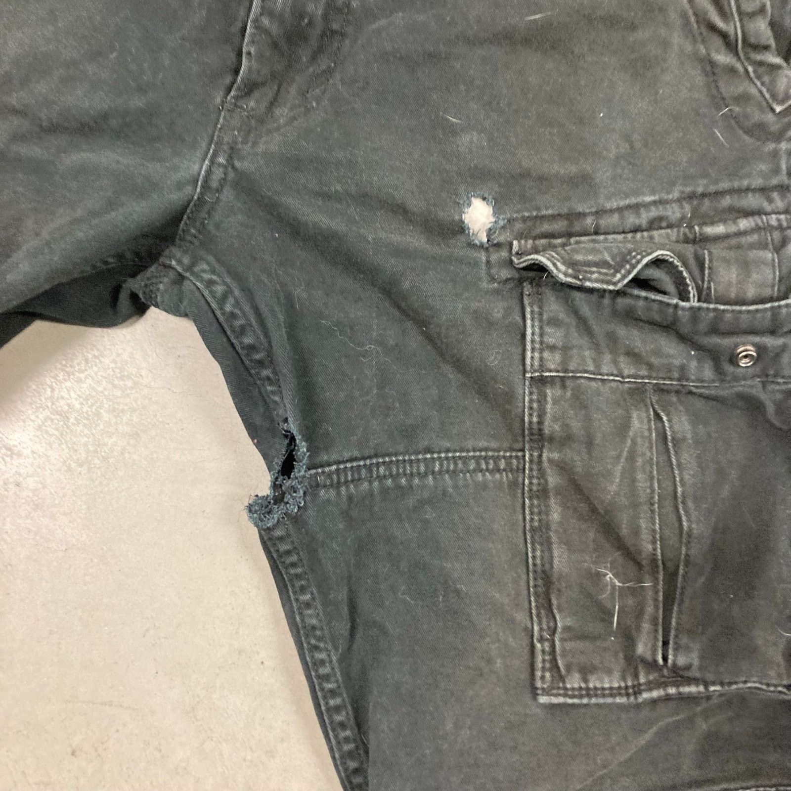 Levi's × Vintage Y2k Baggy Levi’s cargo shorts 32 Size US 32 / EU 48 - 4 Thumbnail