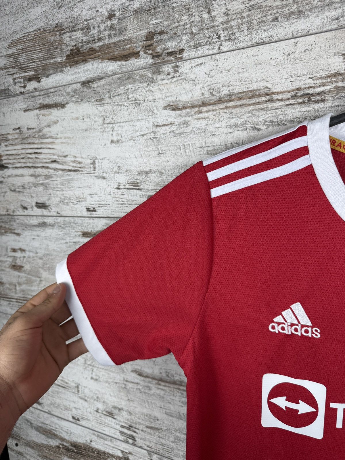 Adidas Mens Vintage Adidas Manchester United Greenwood T-shirt tee Size US S / EU 44-46 / 1 - 6 Thumbnail