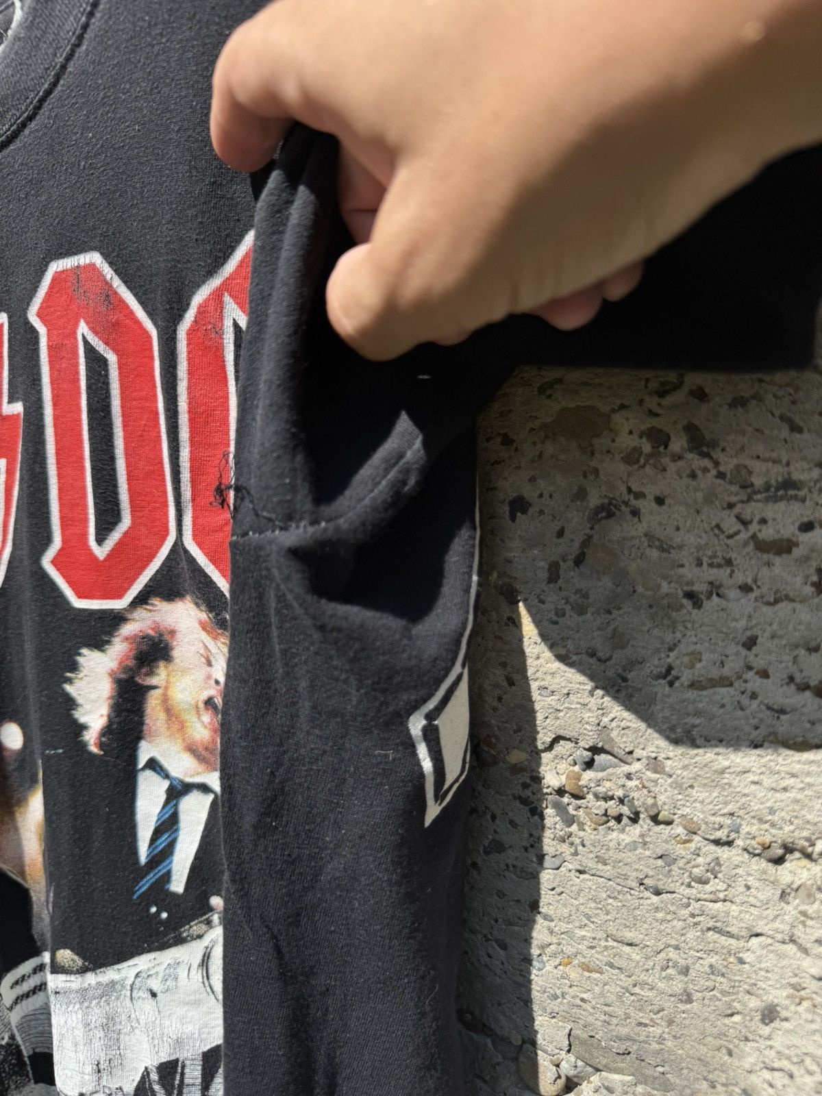 Vintage Vintage AC/DC 2004 Crewneck Black Tee Size US XL / EU 56 / 4 - 5 Thumbnail