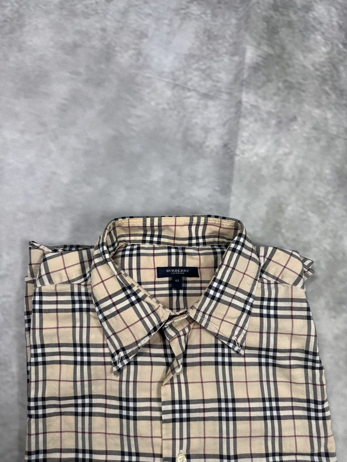 Burberry Vintage Burberry Shirt Nova Check Button Up AOP Oldmoney Size US L / EU 52-54 / 3 - 2 Thumbnail