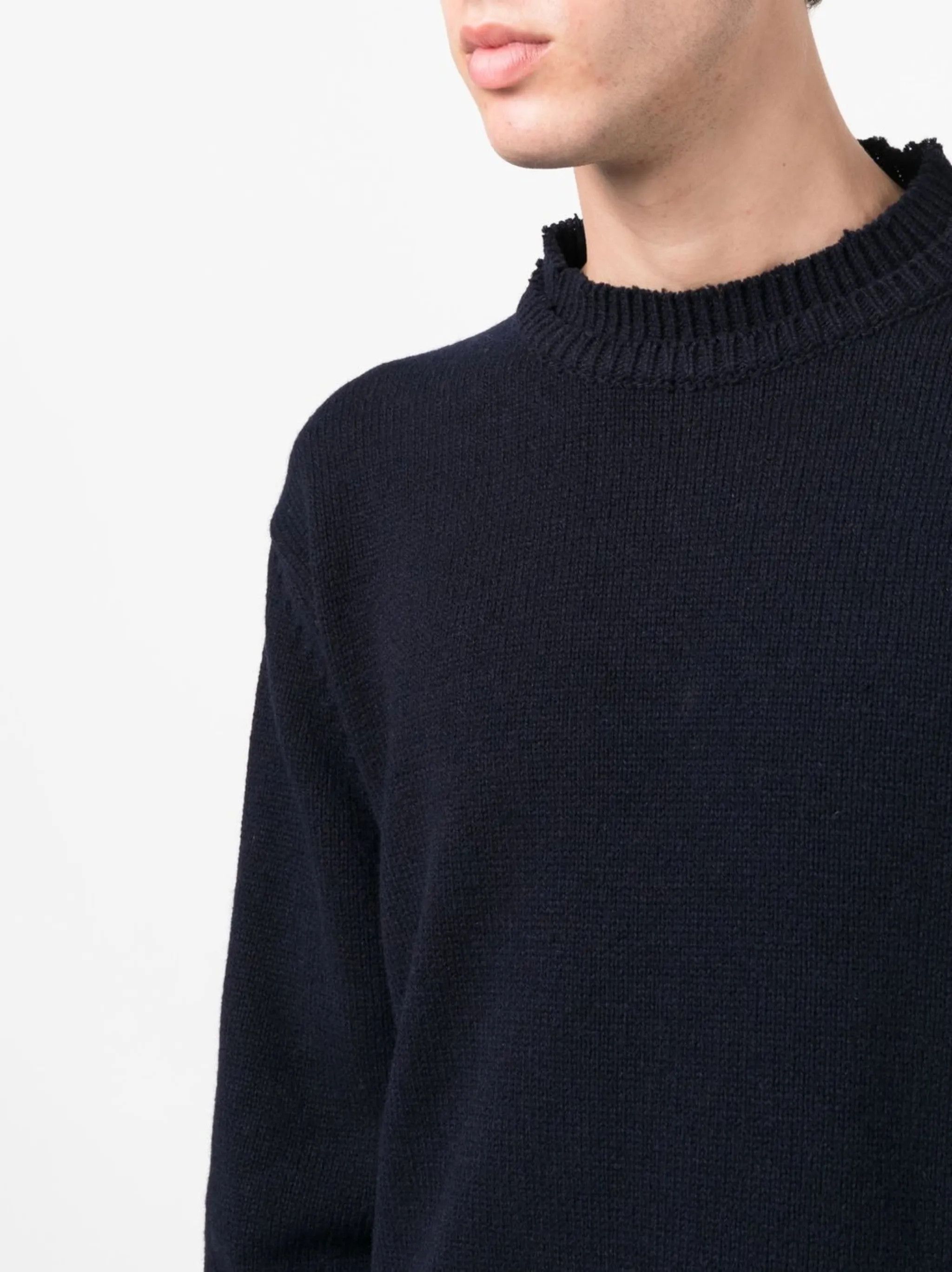 Maison Margiela o1w1db11225 Elbow Patch Pnitted Jumper in Navy Blue Size US S / EU 44-46 / 1 - 5 Thumbnail