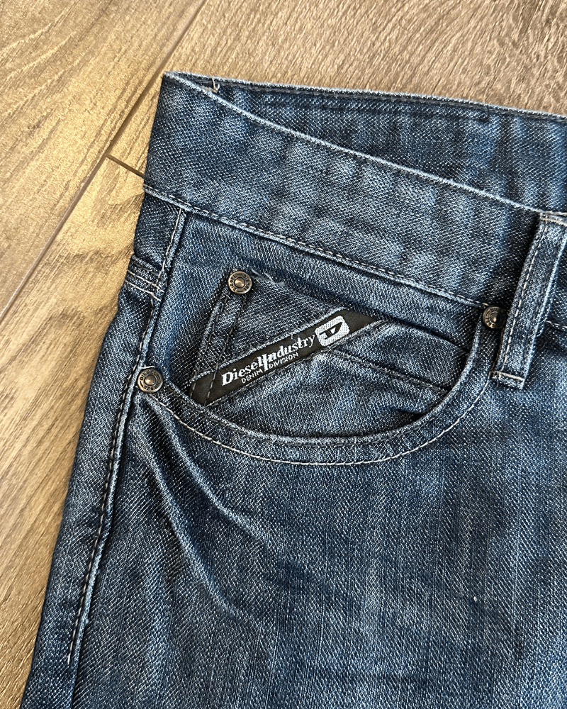 Diesel × Vintage Diesel Regular Fit Men's Blue Denim Jeans - Size 32x32 Size US 32 / EU 48 - 4 Thumbnail