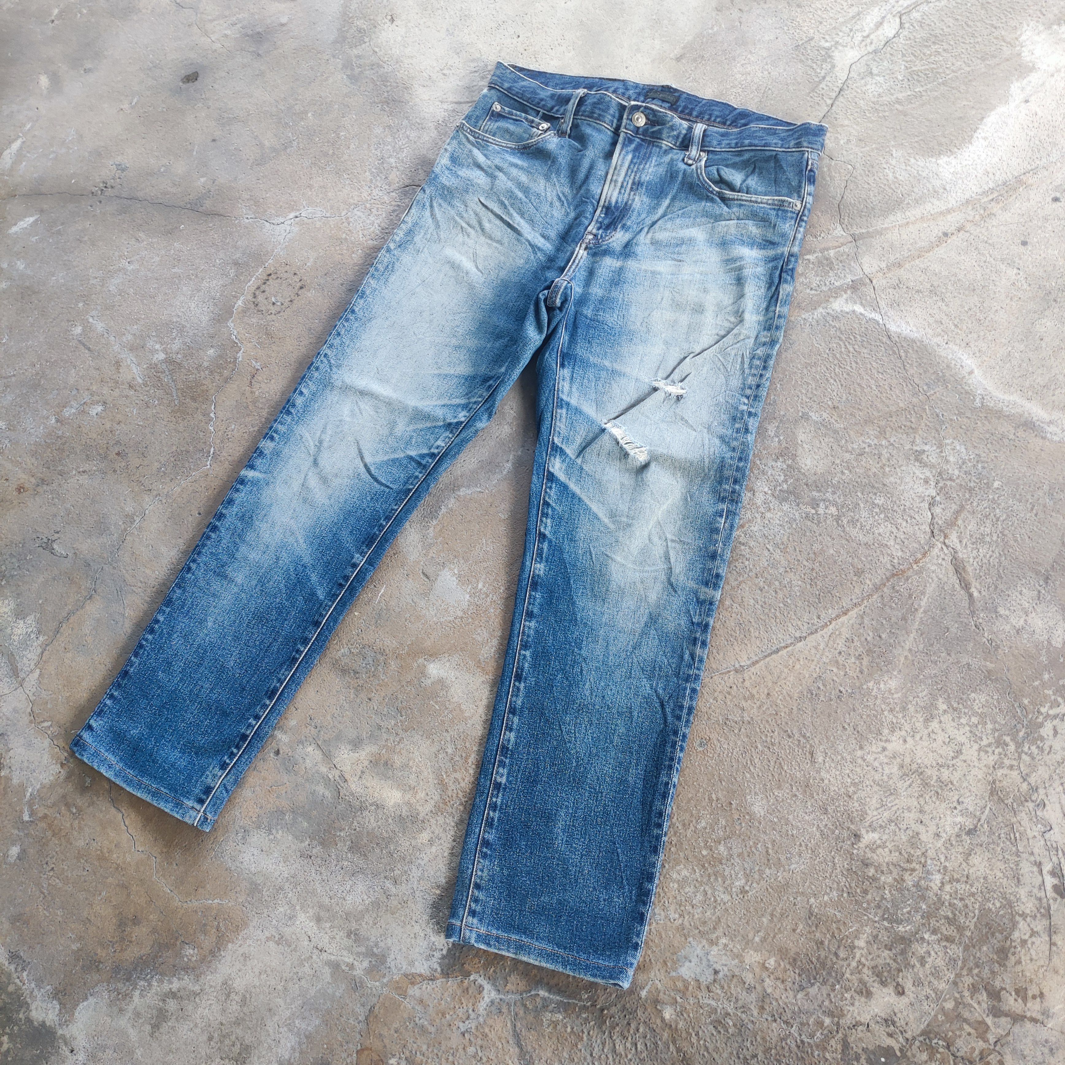 Japanese Brand Vintage Japanese Brand Jeans Faded Ripped Pants Size US 35 - 2 Thumbnail