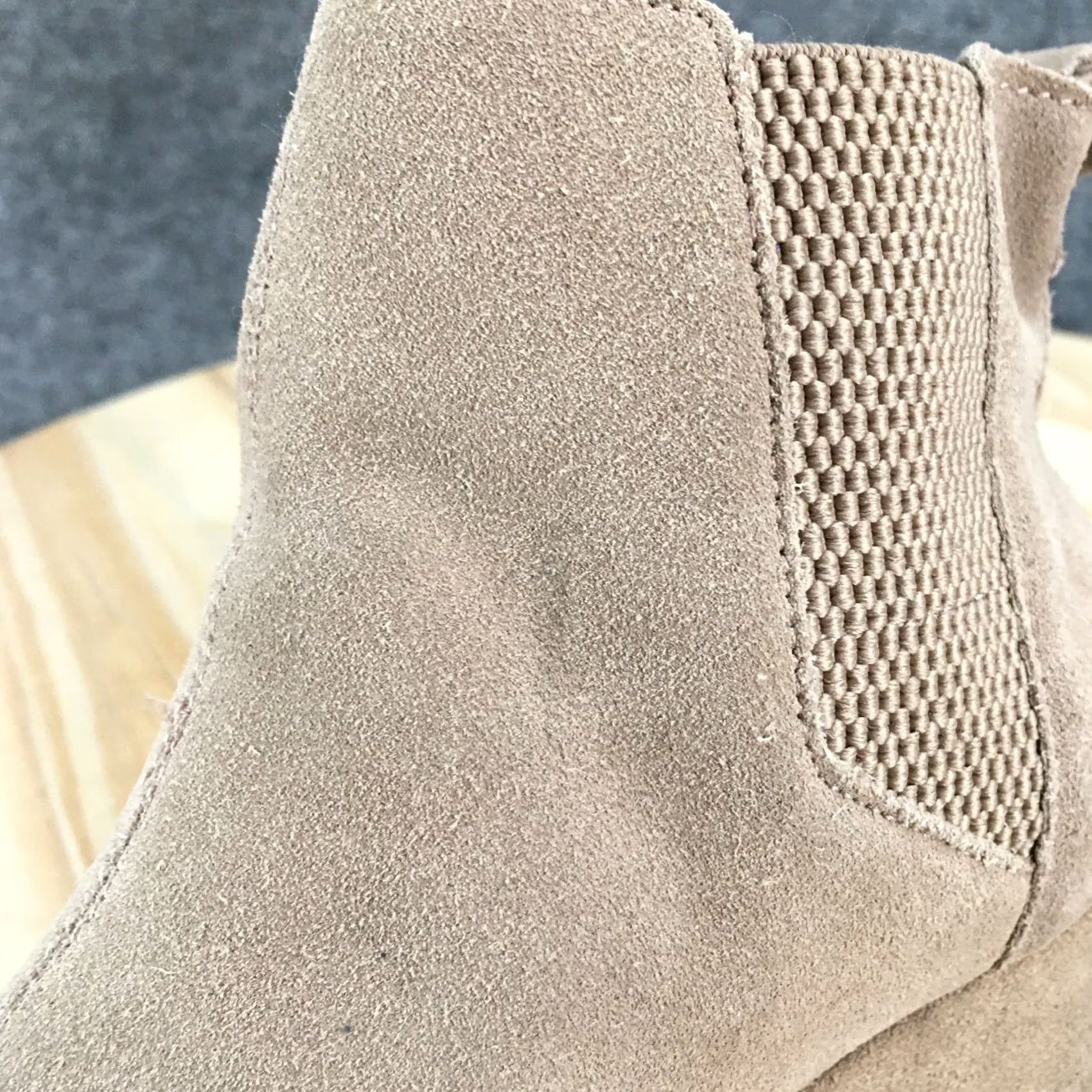 Toms TOMS Boots Womens 8 Black Kayley Wedge Chelsea Brown Suede Ankle Booties Casual - Boots - Women - Brown - Suede - Wedge - Chelsea - Casual Size US 8 / IT 38 - 4 Thumbnail