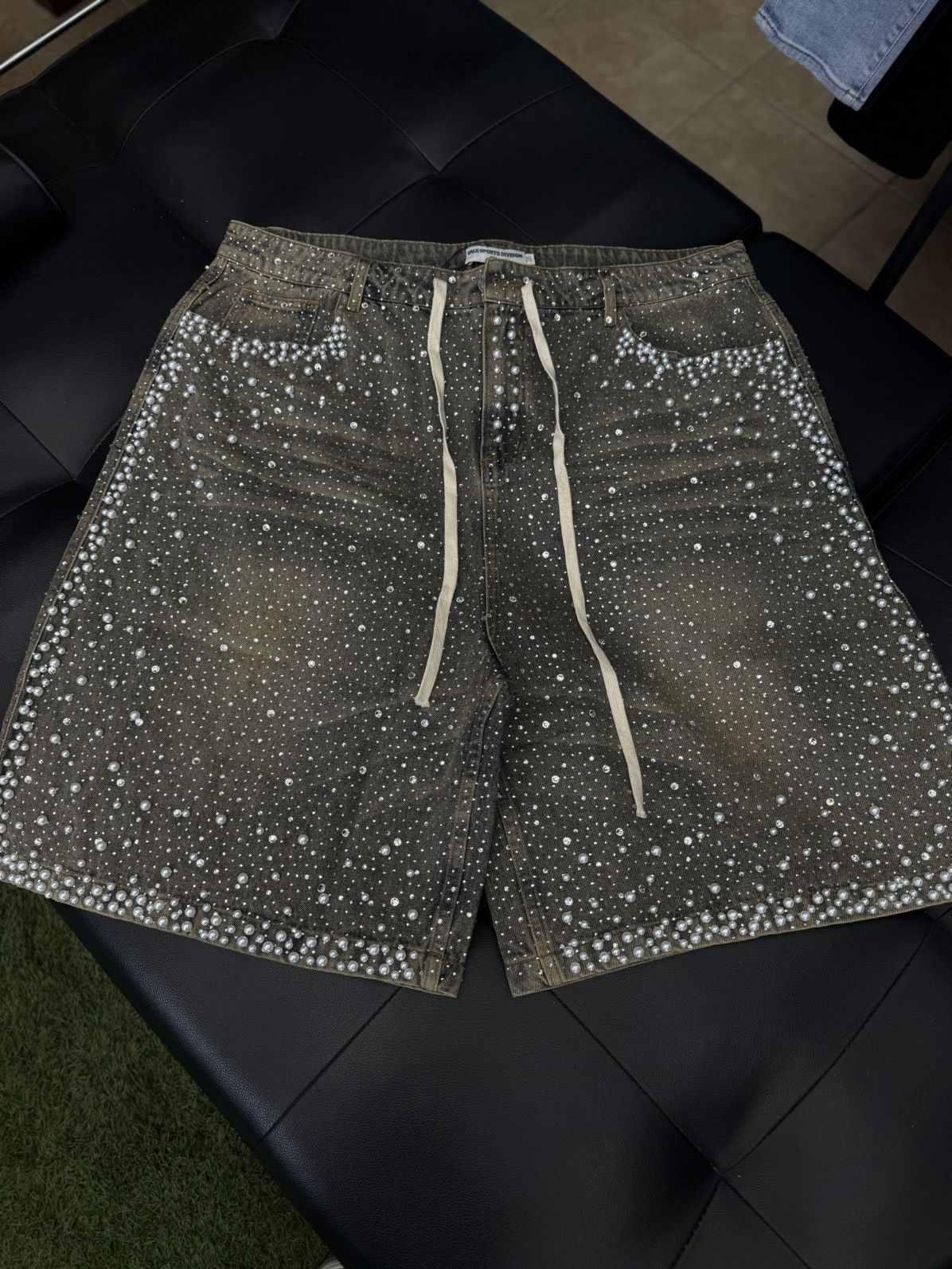 Valley Vale Blue Rhinestone Shorts Size 38 (NEW)