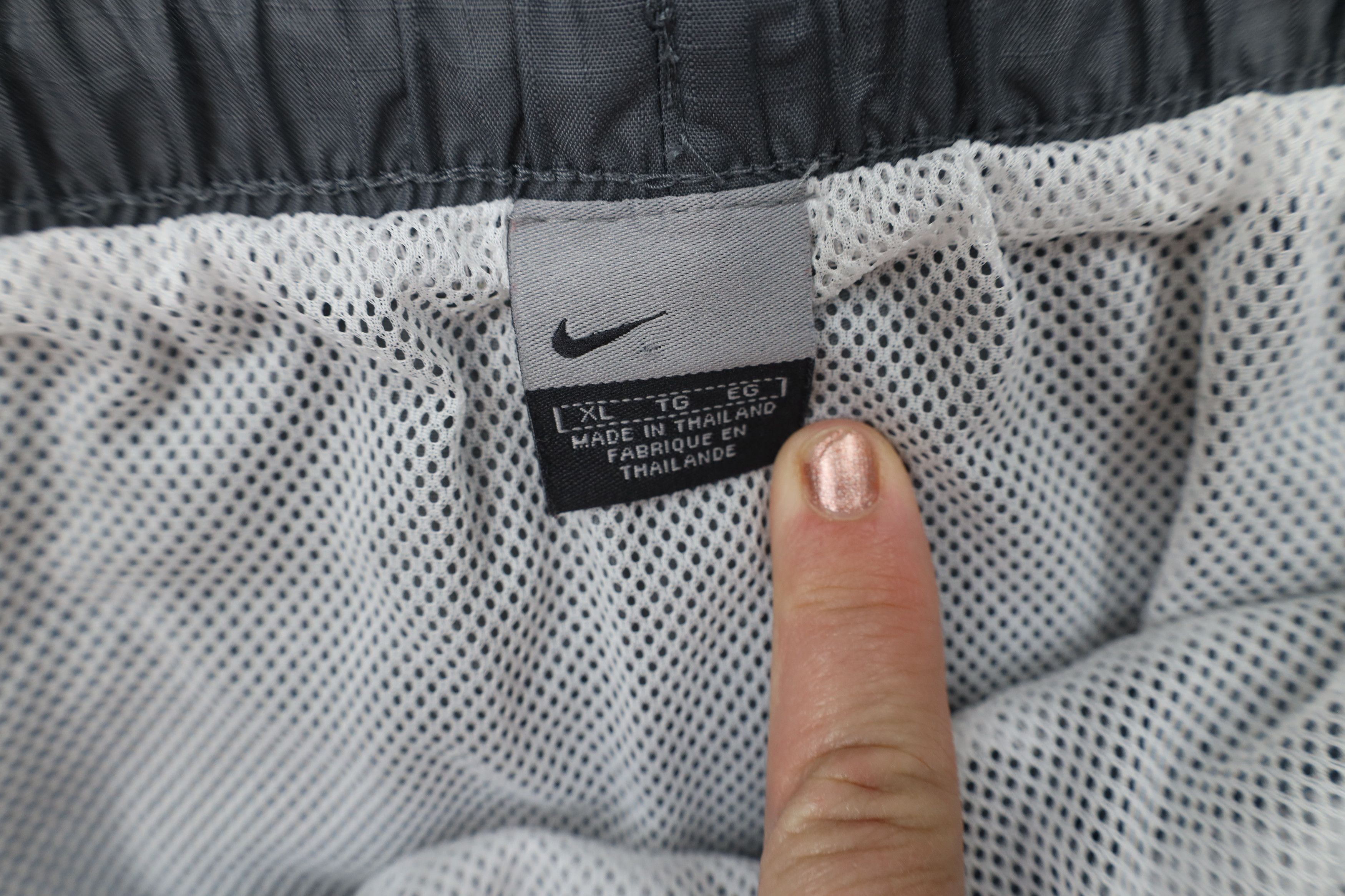 Nike Vintage Nike Travis Scott Mini Swoosh Lined Ripstop Shorts Size US 36 / EU 52 - 6 Thumbnail