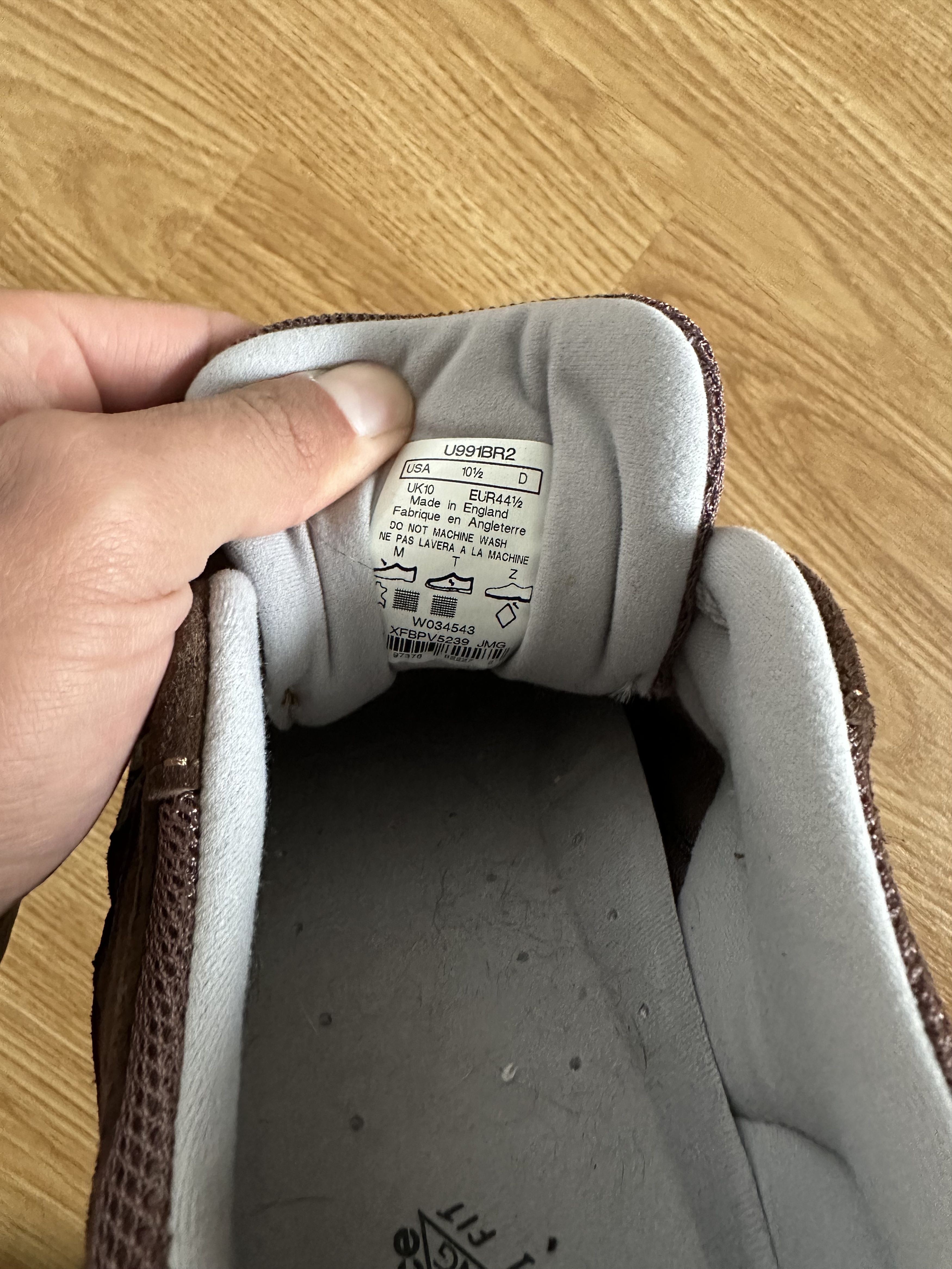 New Balance Made in UK 991v2 (U991BR2) Size US 10.5 / EU 43-44 - 11 Thumbnail