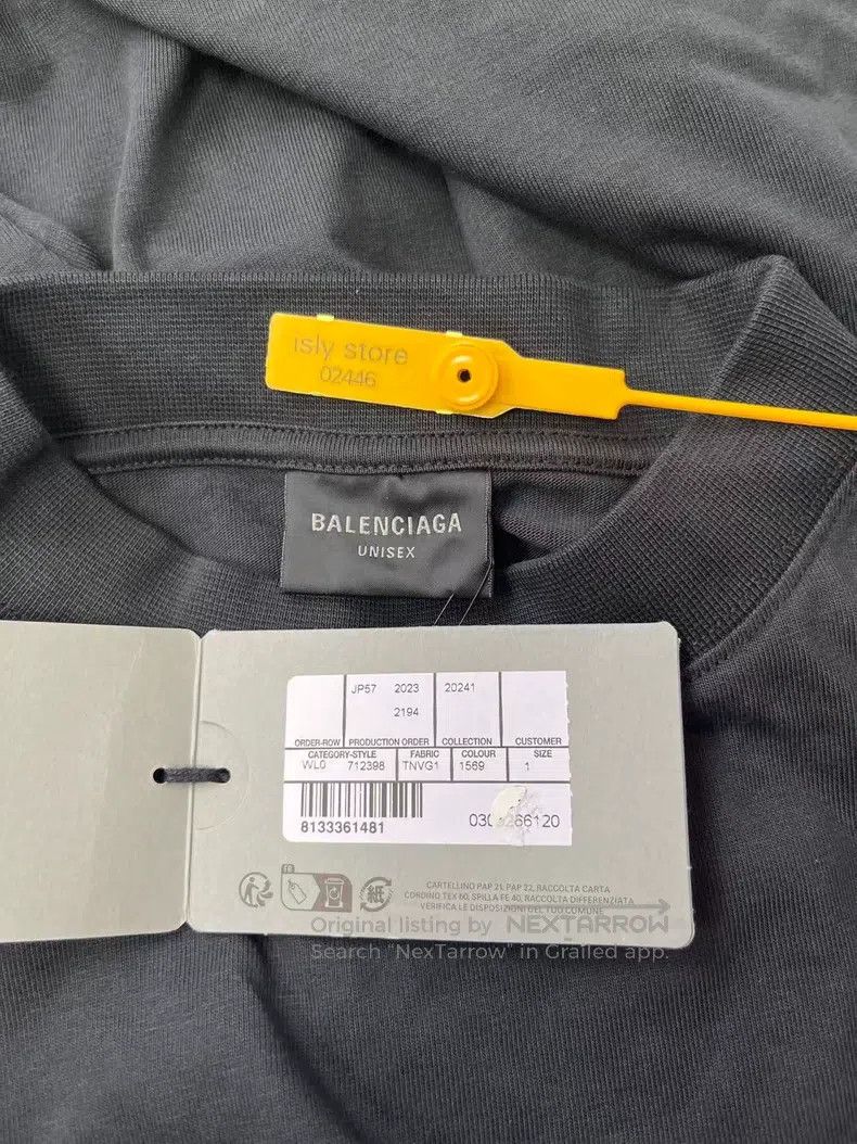 Balenciaga Balenciaga Solid Color Logo Printed Blocked Round Neck Sho Size US S / EU 44-46 / 1 - 4 Thumbnail