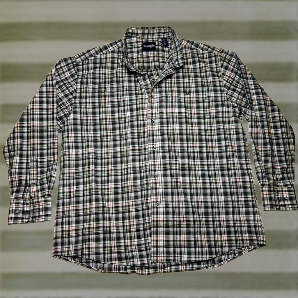 Wrangler Wrangler Shirt Mens XL Gray Pink Plaid Western Casual Workwear Button-Up Long Sleeve + Pocketed Button-Front Western Theme Mens Size US XL / EU 56 / 4 - 1 Thumbnail