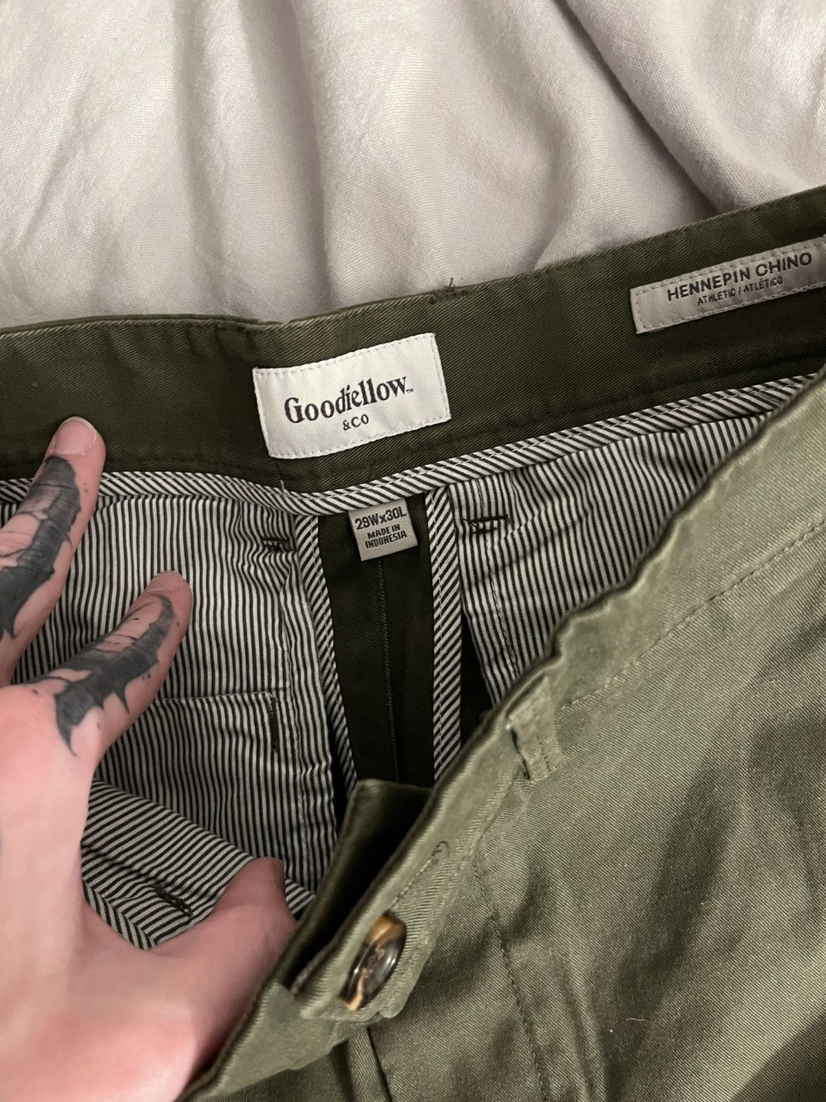 Other Good fellow olive cargo pants Size US 29 - 2 Thumbnail