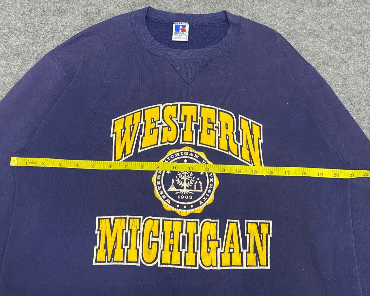 Russell Athletic 💥Best Offer💥Vintage Russell Athletic Sweatshirt Size US M / EU 48-50 / 2 - 6 Thumbnail