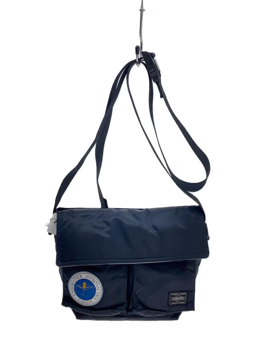 image of Undercover Aw18 Porter Astronaut Shoulder Bag in Black, Men's
