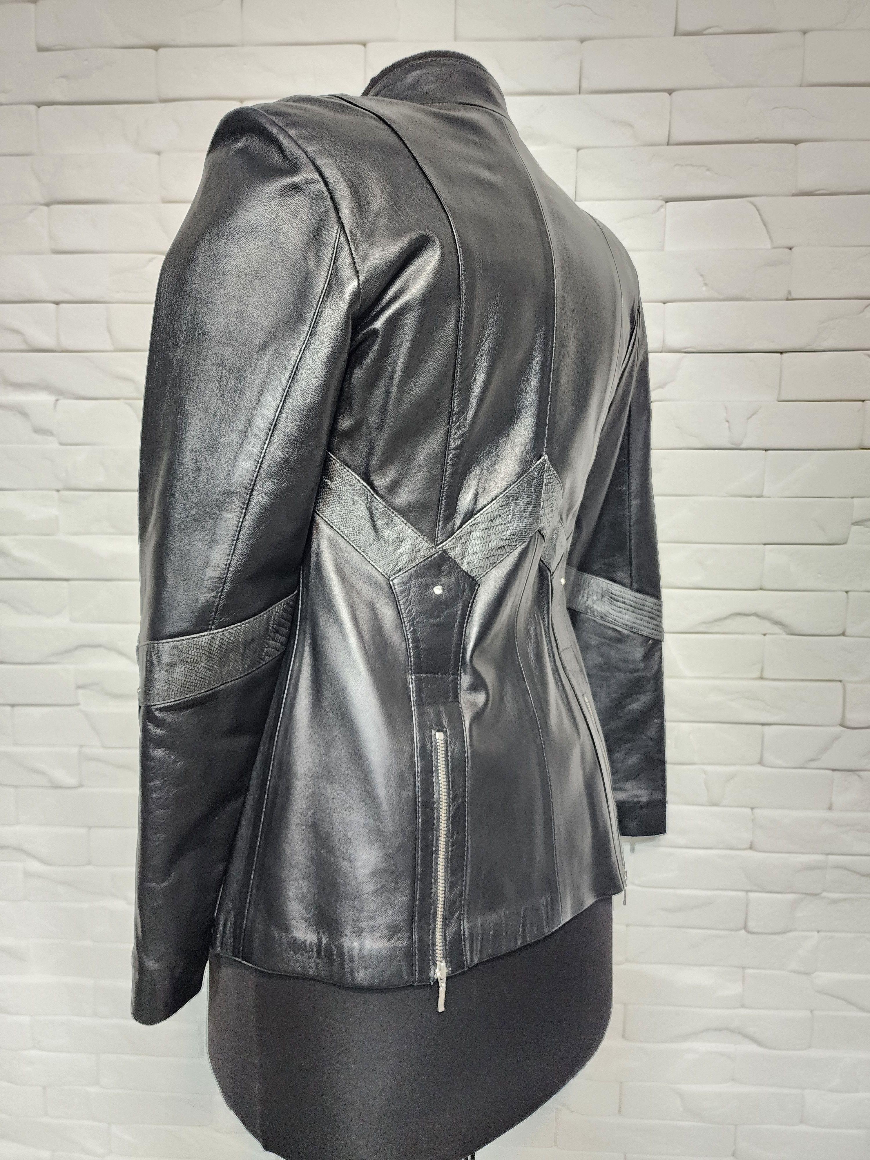 Genuine Leather Women's Black Genuine Leather Jacket Size S / US 4 / IT 40 - 6 Thumbnail