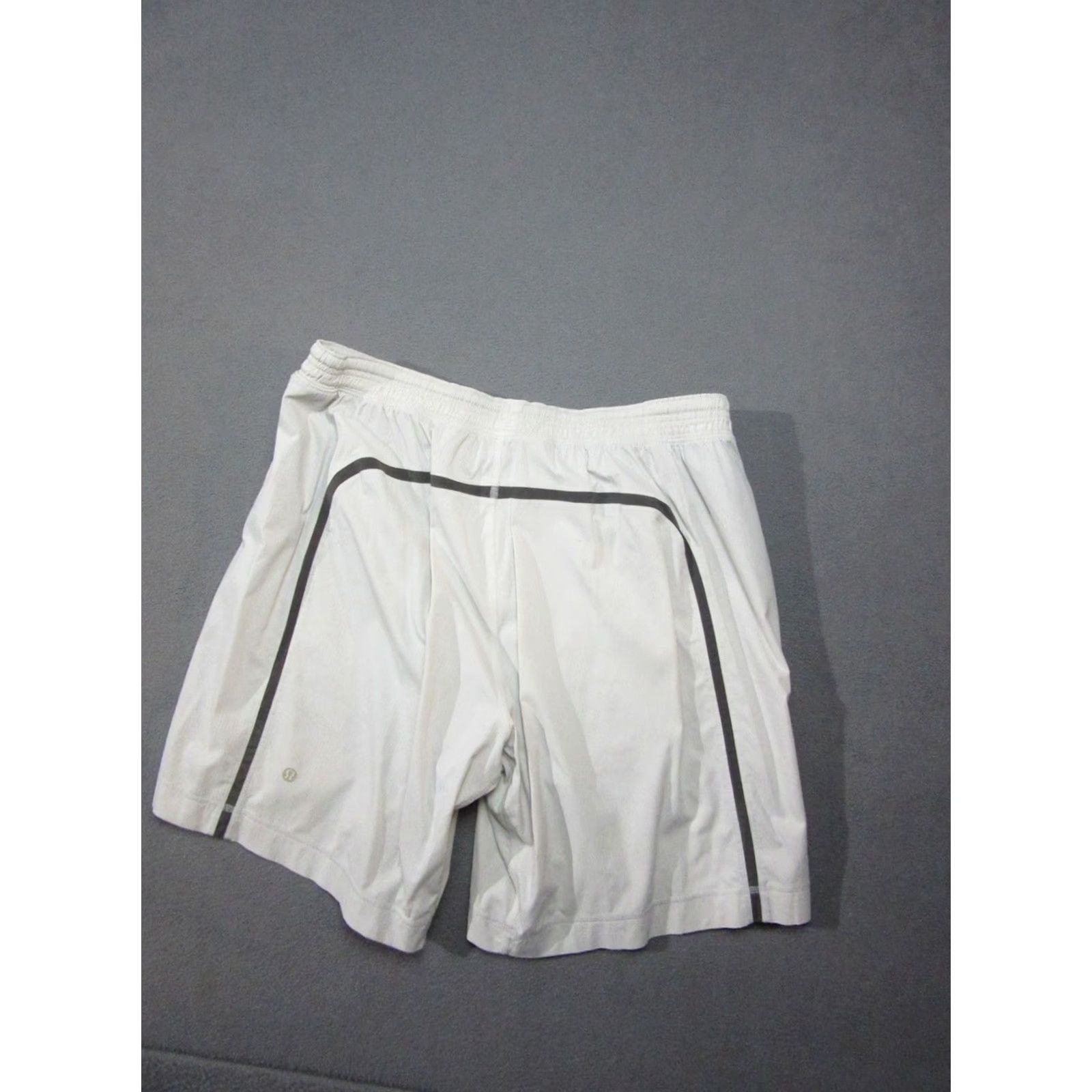 Lululemon Lululemon Shorts Mens 32 White Pace Breaker Lined Athletic Running Drawstring"} Size US 32 / EU 48 - 7 Thumbnail
