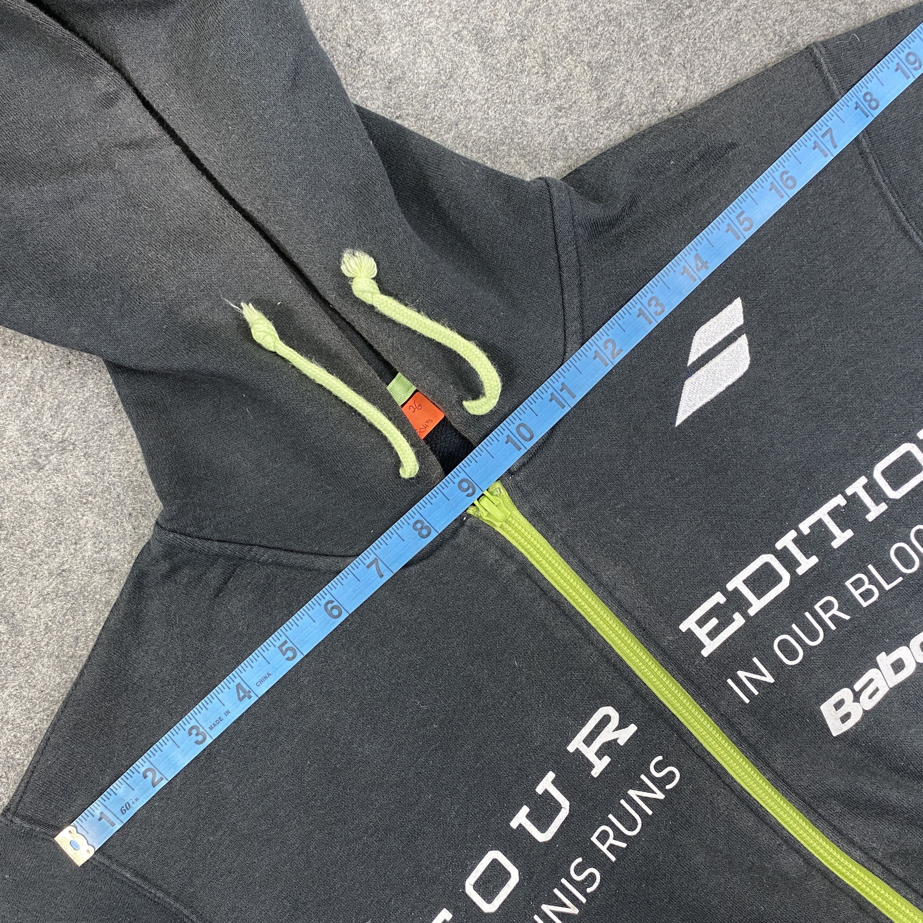 Japanese Brand Vintage Tennis Tour Edition Zipper Hoodie Faded - SW045 Size US M / EU 48-50 / 2 - 3 Thumbnail