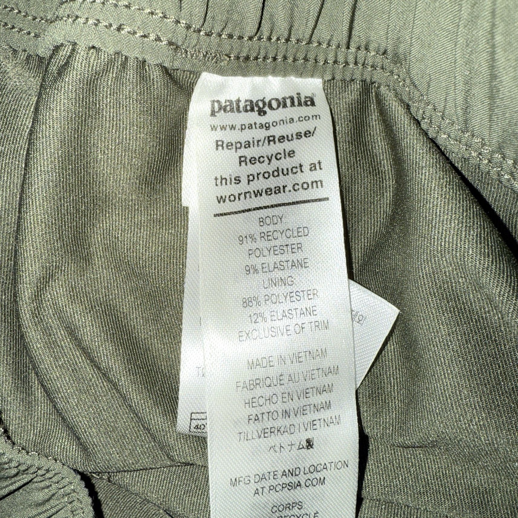 Patagonia Patagonia Green Polyester Blend Shorts Womens Size XS Size 26" / US 2 / IT 38 - 4 Thumbnail
