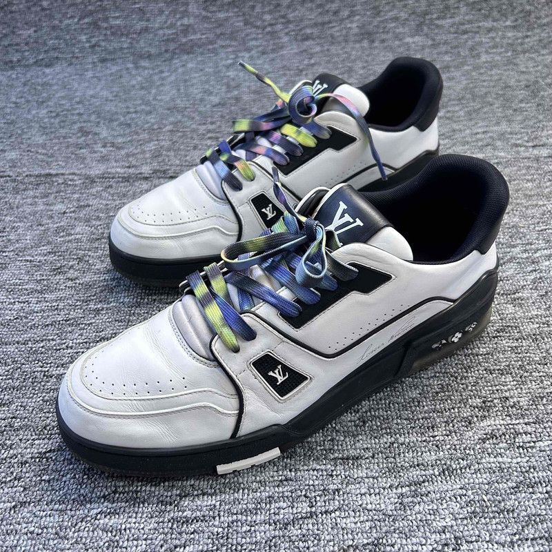 Louis Vuitton Louis Vuitton Trainer Low Top Fashion Sneakers -2508 Size US 9.5 / EU 42-43 - 1 Thumbnail