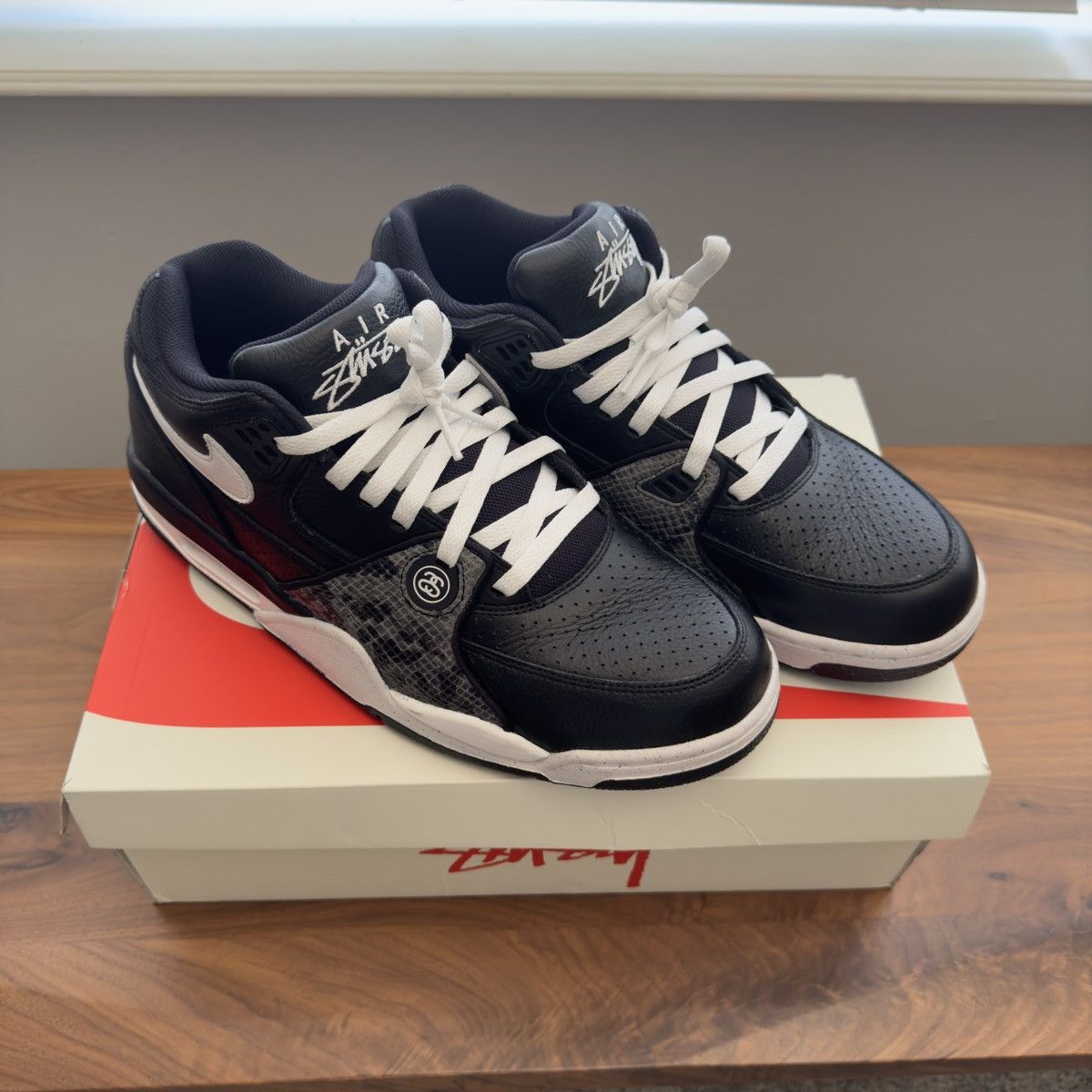 image of Nike Air Flight ‘89 Low Sp Shoes in Black, Men's (Size 11)