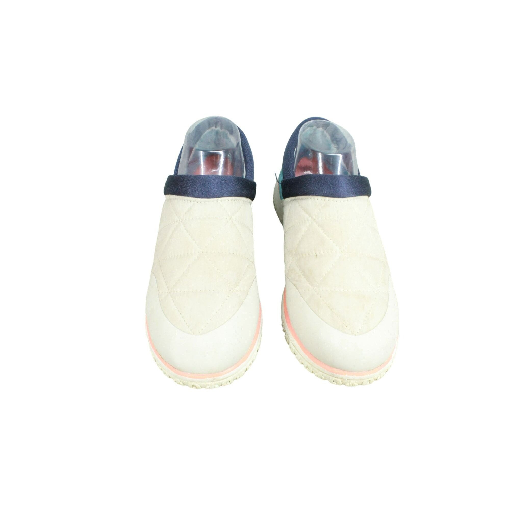 L.L. Bean LL Bean Ultralight Women's Slip On Insulated Slippers Size US 8 / IT 38 - 1 Thumbnail