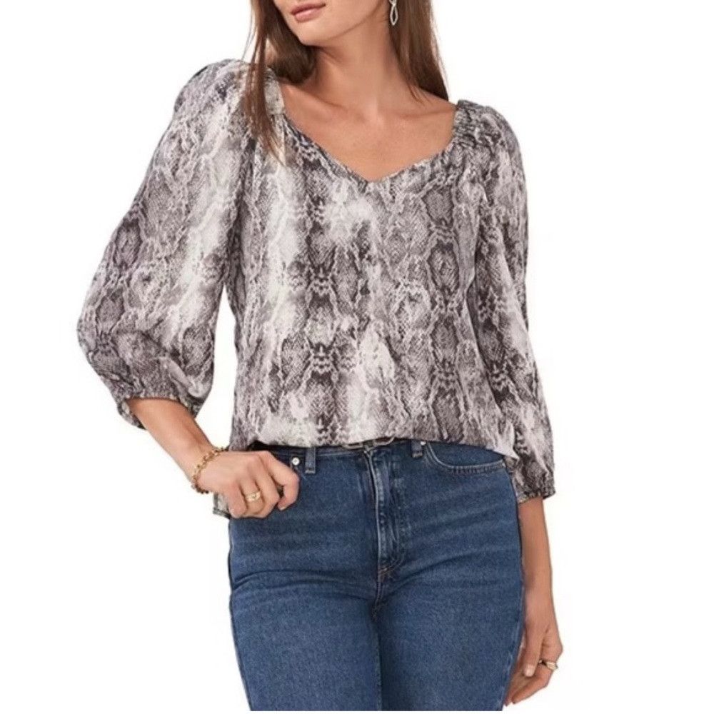 Vince Camuto NWT New $79 Vince Camuto Snake Print V-neck 3/4 Sleeve Blou Size XS / US 0-2 / IT 36-38 - 1 Thumbnail