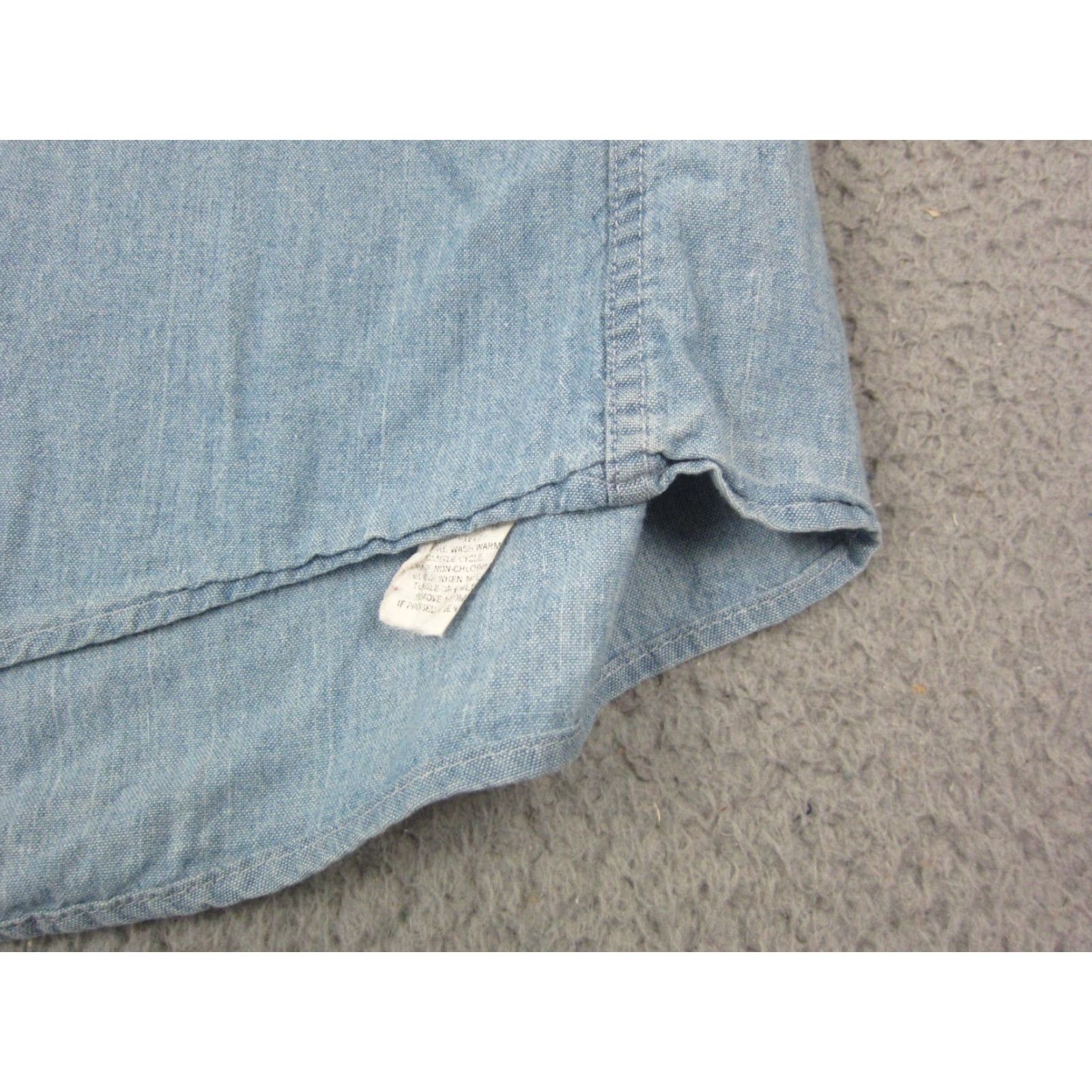 Arrow Vintage Arrow Shirt Mens XL Blue Chambray Button-Up Collar Pocketed 17 Regular Fit USA Size US XL / EU 56 / 4 - 7 Thumbnail
