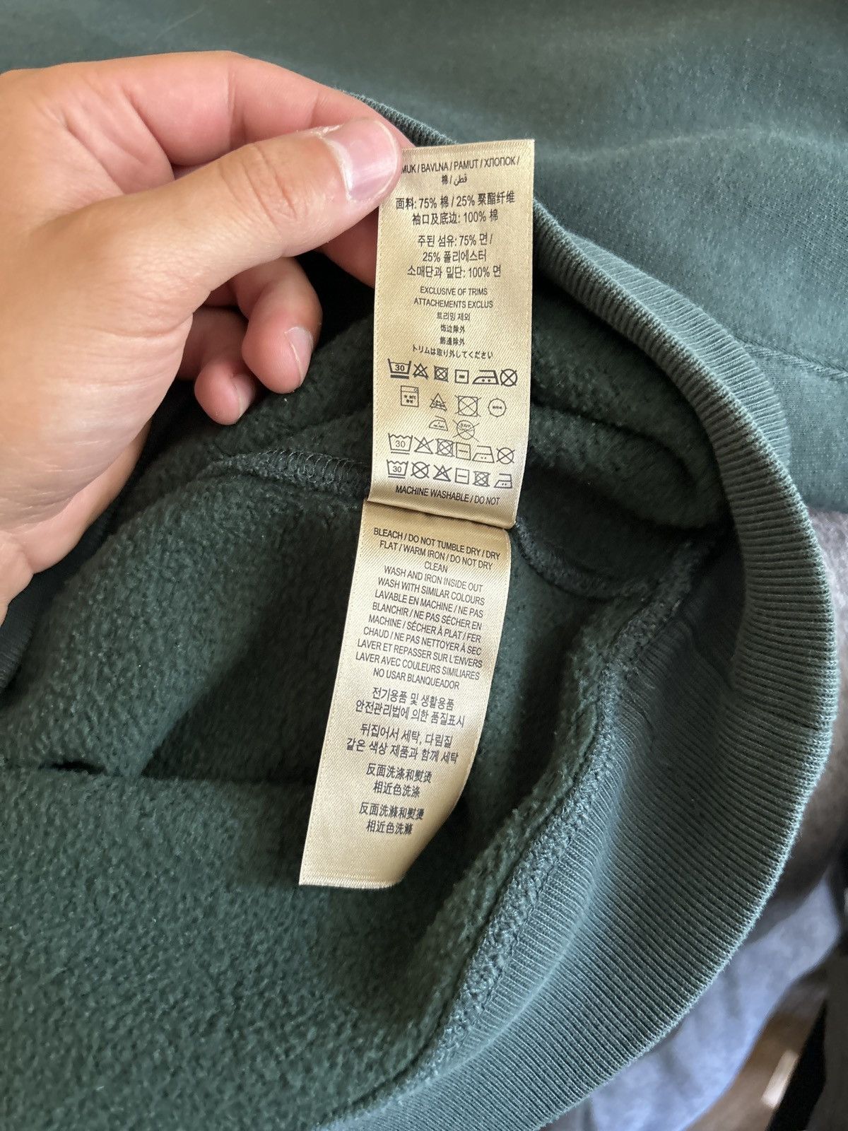 Burberry Forrest green burberry sweat shirt mens size M Size US M / EU 48-50 / 2 - 6 Thumbnail
