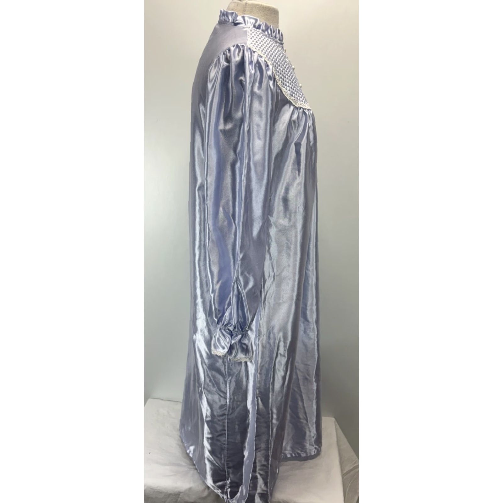Vintage VINTAGE Character Nightgown Blue Satin Like Victorian Coquette 38” Bust Lace Trim 1980s Womens Size ONE SIZE - 4 Thumbnail