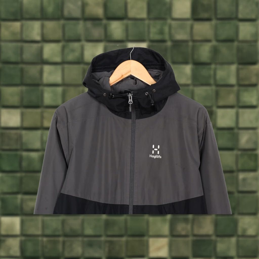 Vintage Haglöfs Mila Rain Jacket Men M Hooded Waterproof Outdoor MJ5952 Jacket Size US M / EU 48-50 / 2 - 1 Thumbnail