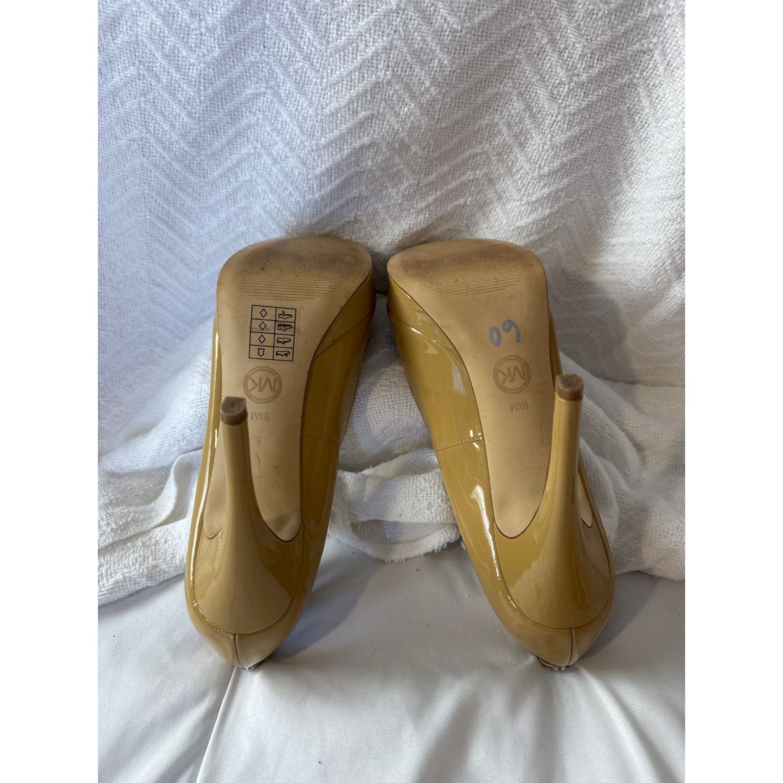 Michael Kors Michael Kors Peep Toe Platform Pumps Women’s 9.5M Heels Size US 9.5 / IT 39.5 - 5 Thumbnail