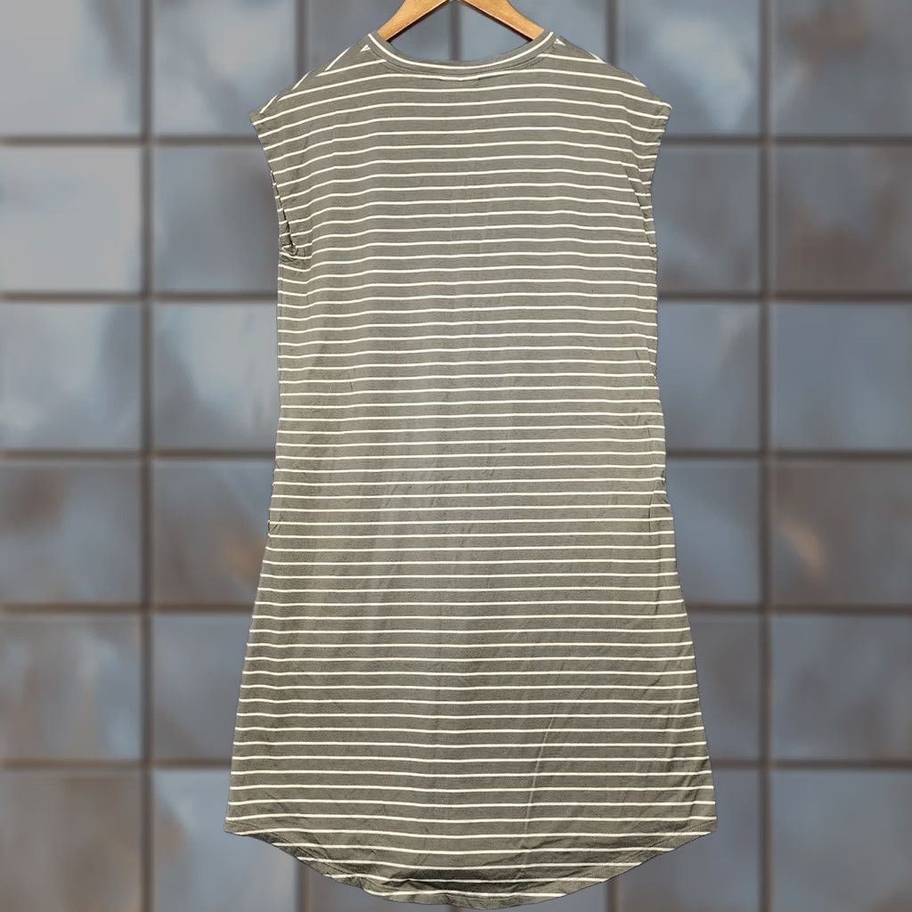 Vintage J Jill Dress Shift Small Green Sleeveless Pockets Pima Cotton Blend Striped Dress Jersey Knit - V-Neck Business Casual Travel Womens Size S / US 4 / IT 40 - 1 Thumbnail