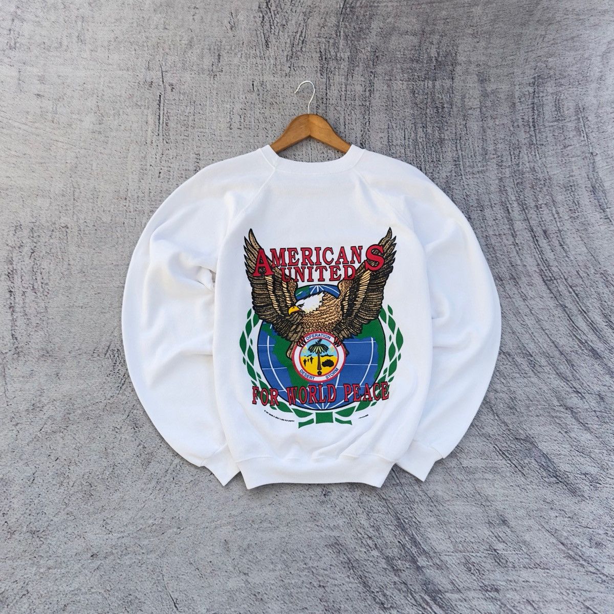Hanes VINTAGE HANES AMERICAN UNITED BIG LOGO VERY RARE 90’S Size US XL / EU 56 / 4 - 1 Thumbnail
