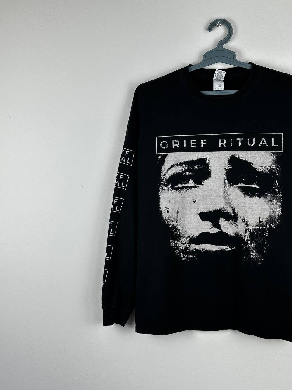Band Tees × Vintage Vintage Grief Ritual Long Sleeve Moments Of Suffering Shirt Size US XL / EU 56 / 4 - 2 Thumbnail