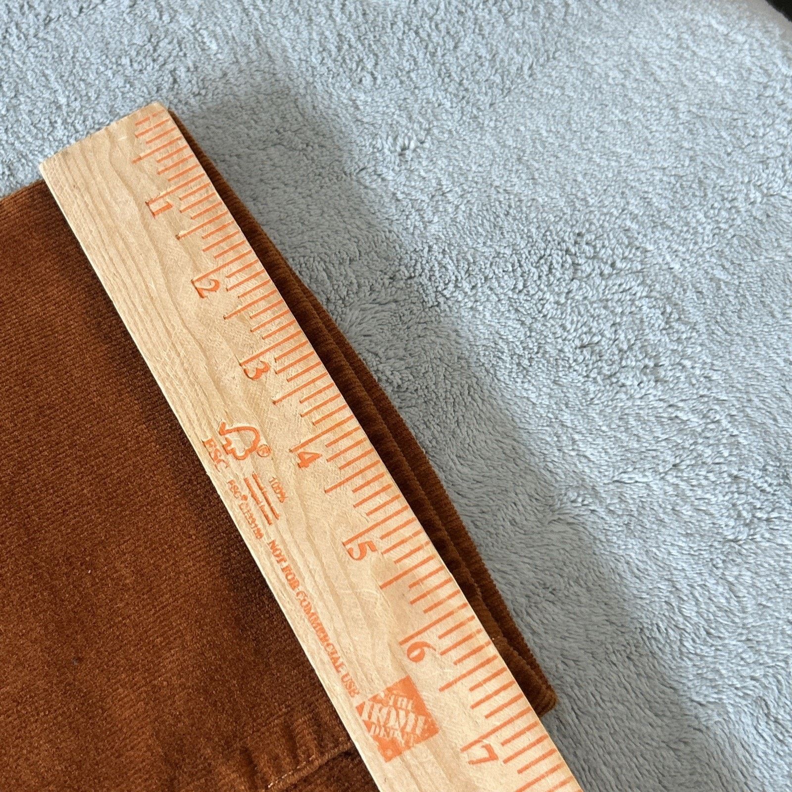 Levi's Levis 724 Corduroy Pants Womens 33x25 Tapered Button Fly Size 33" - 12 Thumbnail