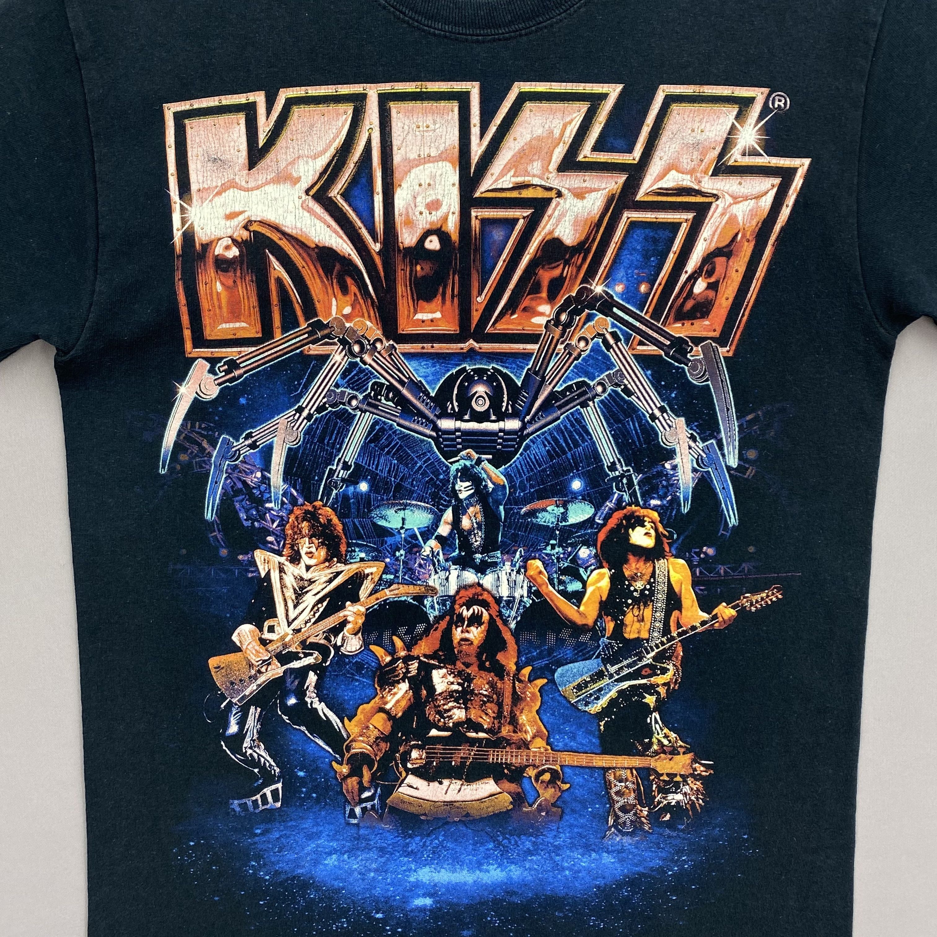 Band Tees Vintage Kiss Tshirts Monster Tour Japan Crewneck Tee Size US S / EU 44-46 / 1 - 3 Thumbnail