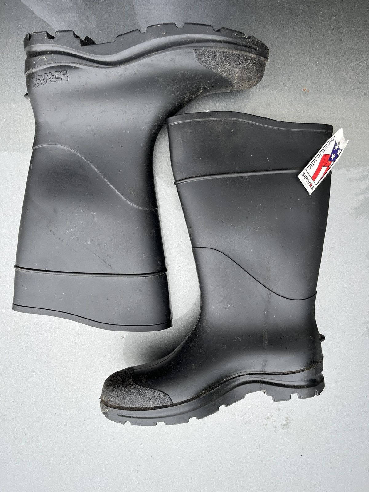 Vintage Black Puddle Boots (M10W12) Size US XL / EU 56 / 4 - 3 Thumbnail