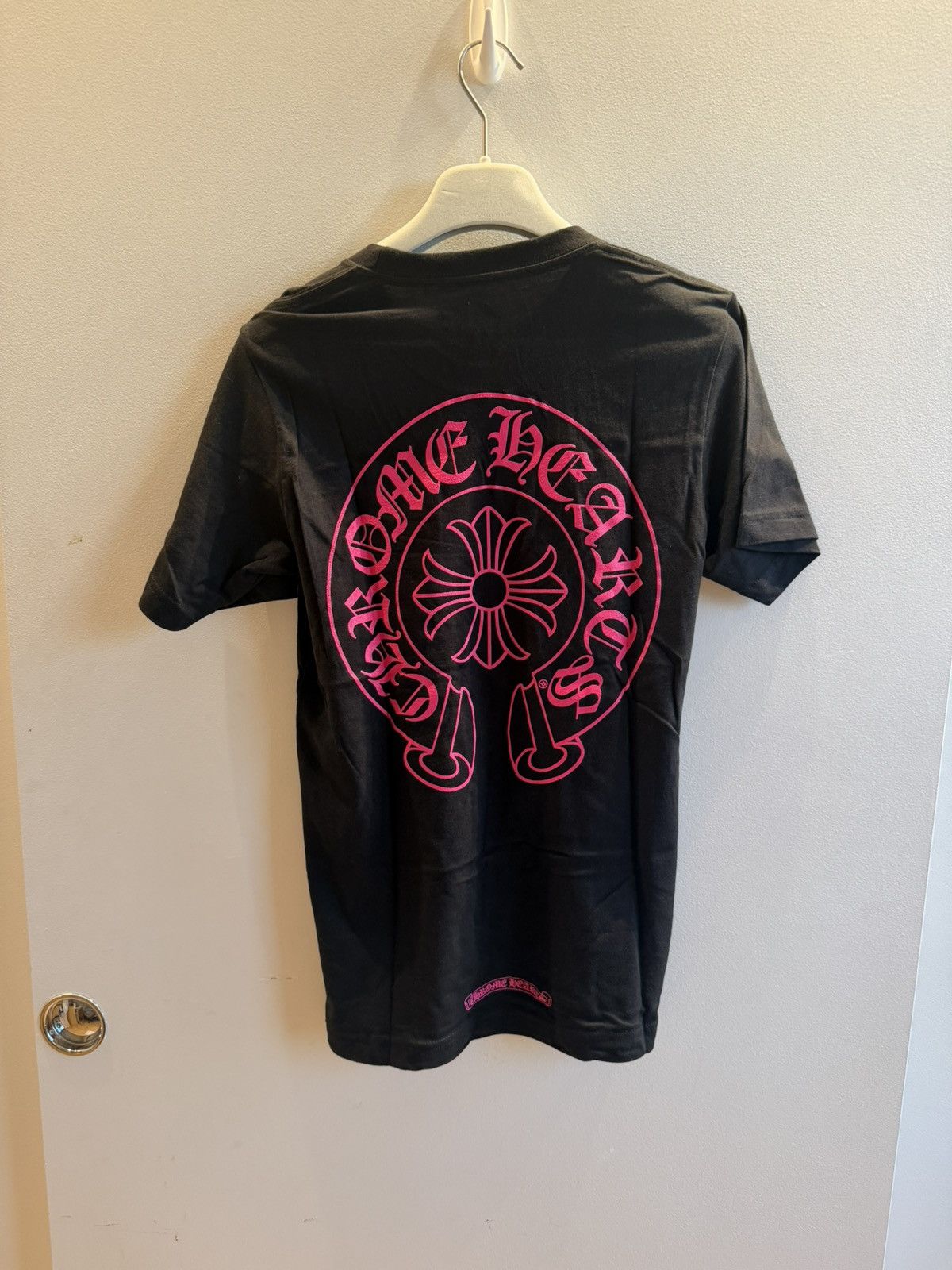 Chrome Hearts Kids 6y Chrome Heart Short Sleeve Pink & Black | Grailed