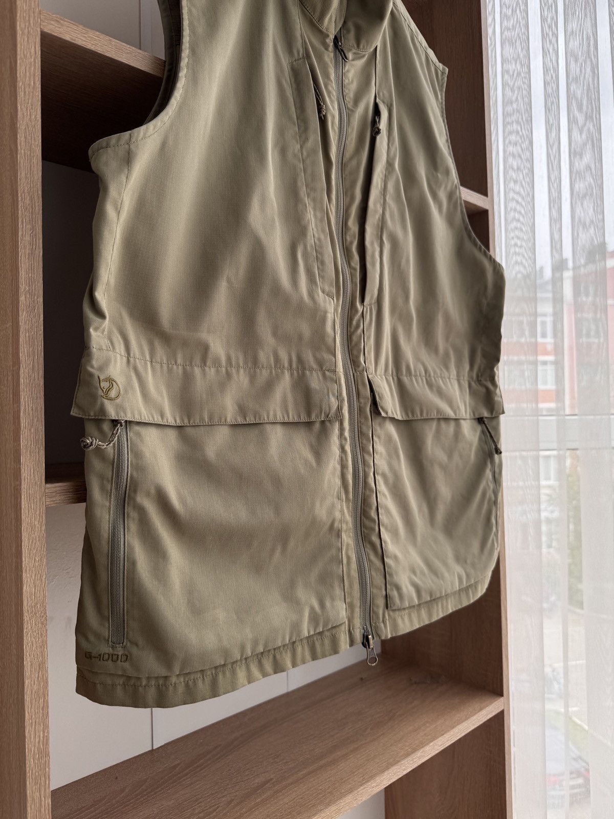 Fjallraven × Vintage Vintage Fjallraven Outdoor Japanese Khaki Traveller Vest Size US XL / EU 56 / 4 - 3 Thumbnail