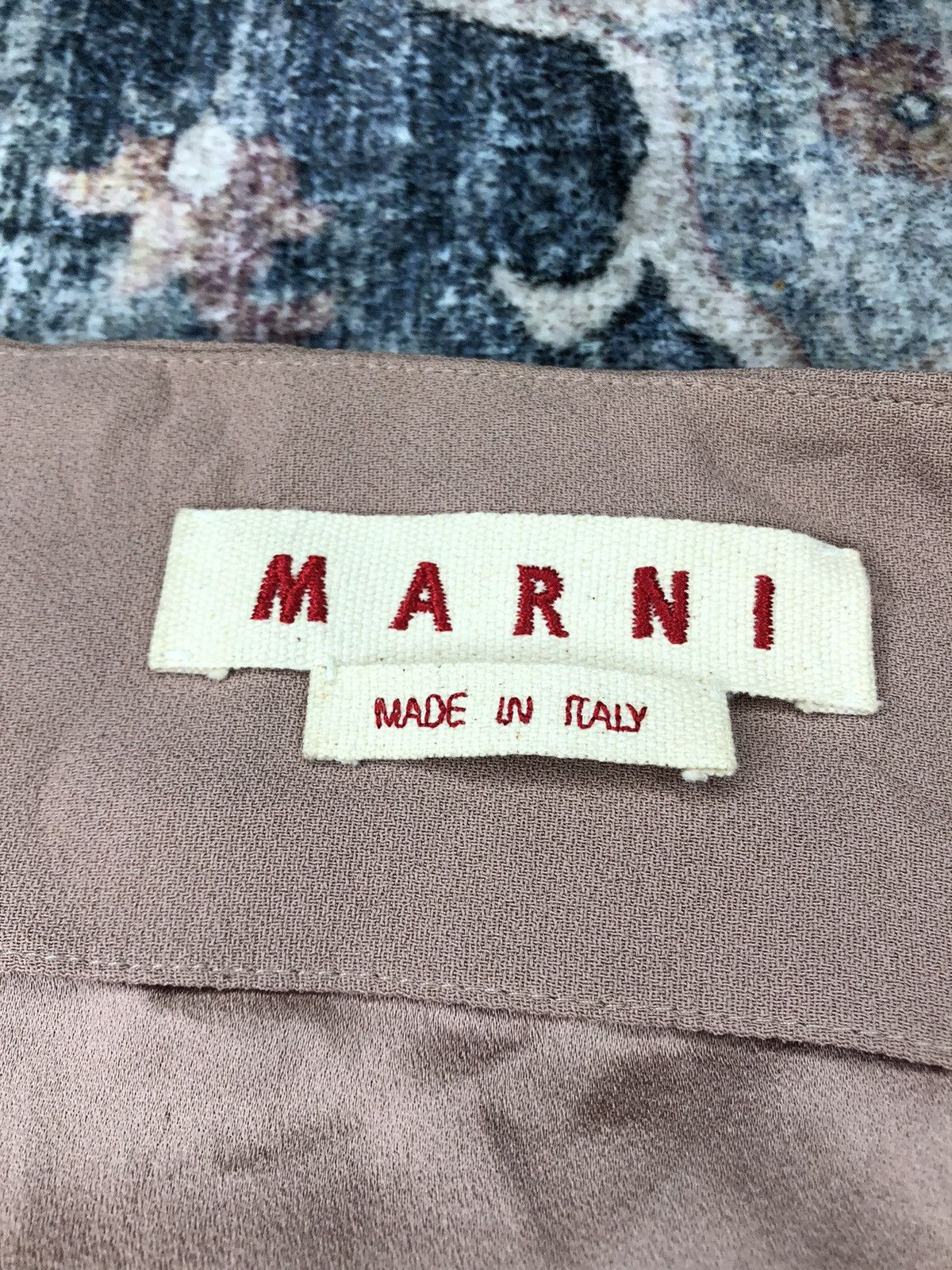 Marni Marni Midi skirt in beige color way. Size 28" / US 6 / IT 42 - 3 Thumbnail