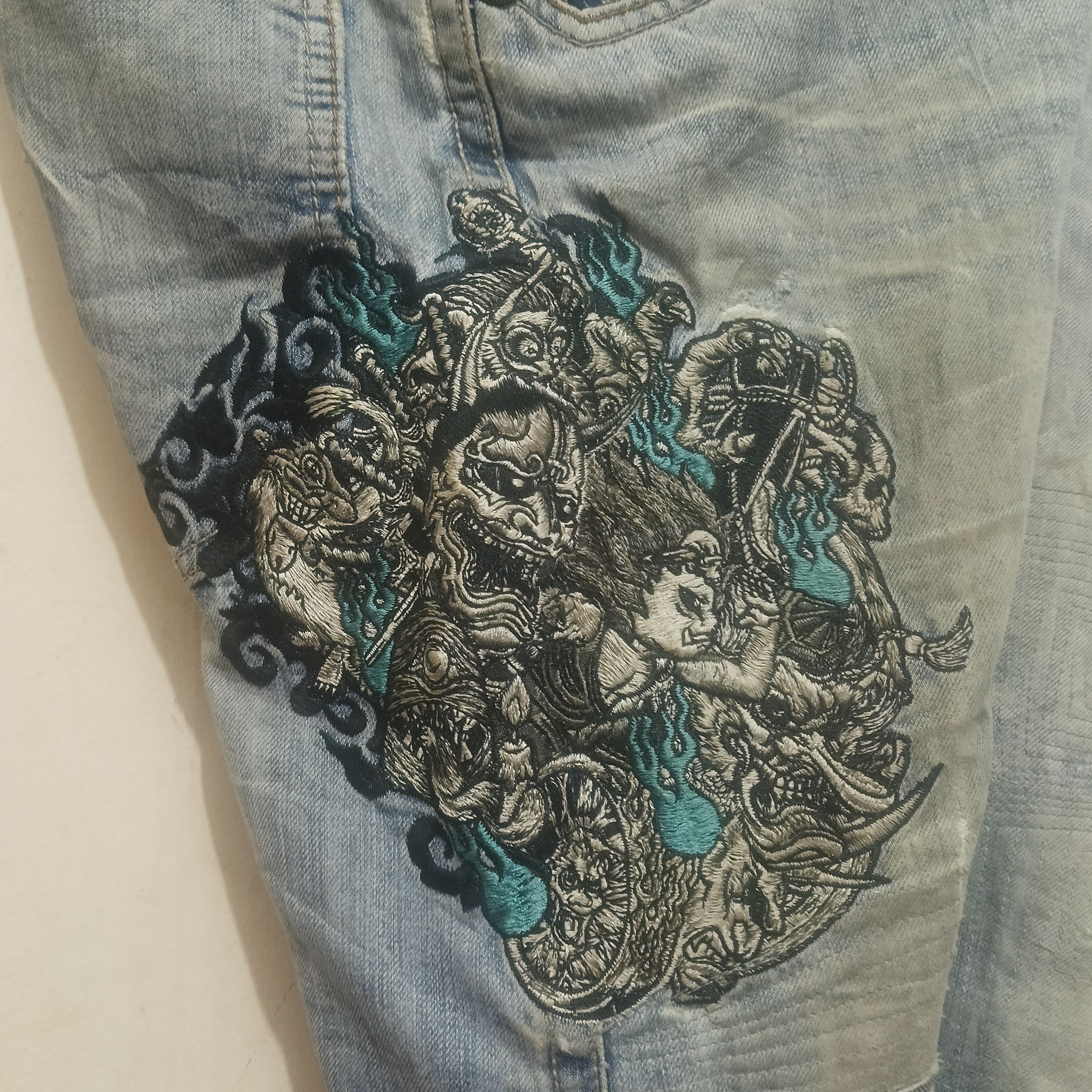 Karakuri Tamashii Japan Jizo Bosatsu Distressed Thrashed Jeans Karakuri style Size US 31 - 1 Thumbnail