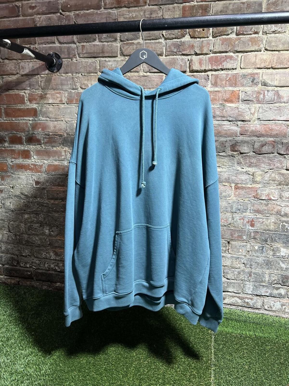 Kanye West Season 5 Teal Hoodie Sz. L Size US L / EU 52-54 / 3 - 1 Thumbnail