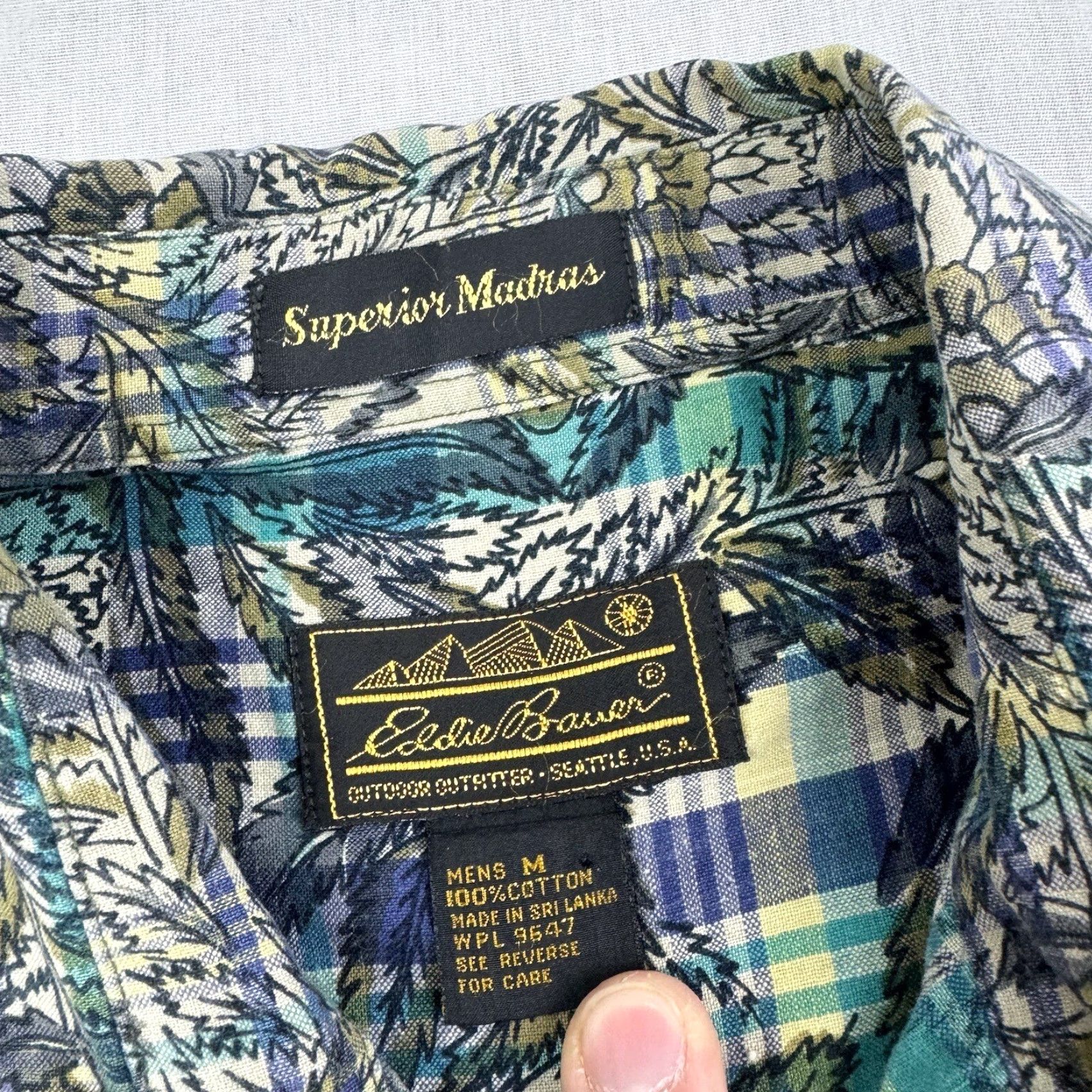 Eddie Bauer VINTAGE Eddie Bauer Plaid Button-Up Adult Medium Short Sleeve Hawaiian Green 90s Mens Size US M / EU 48-50 / 2 - 3 Thumbnail
