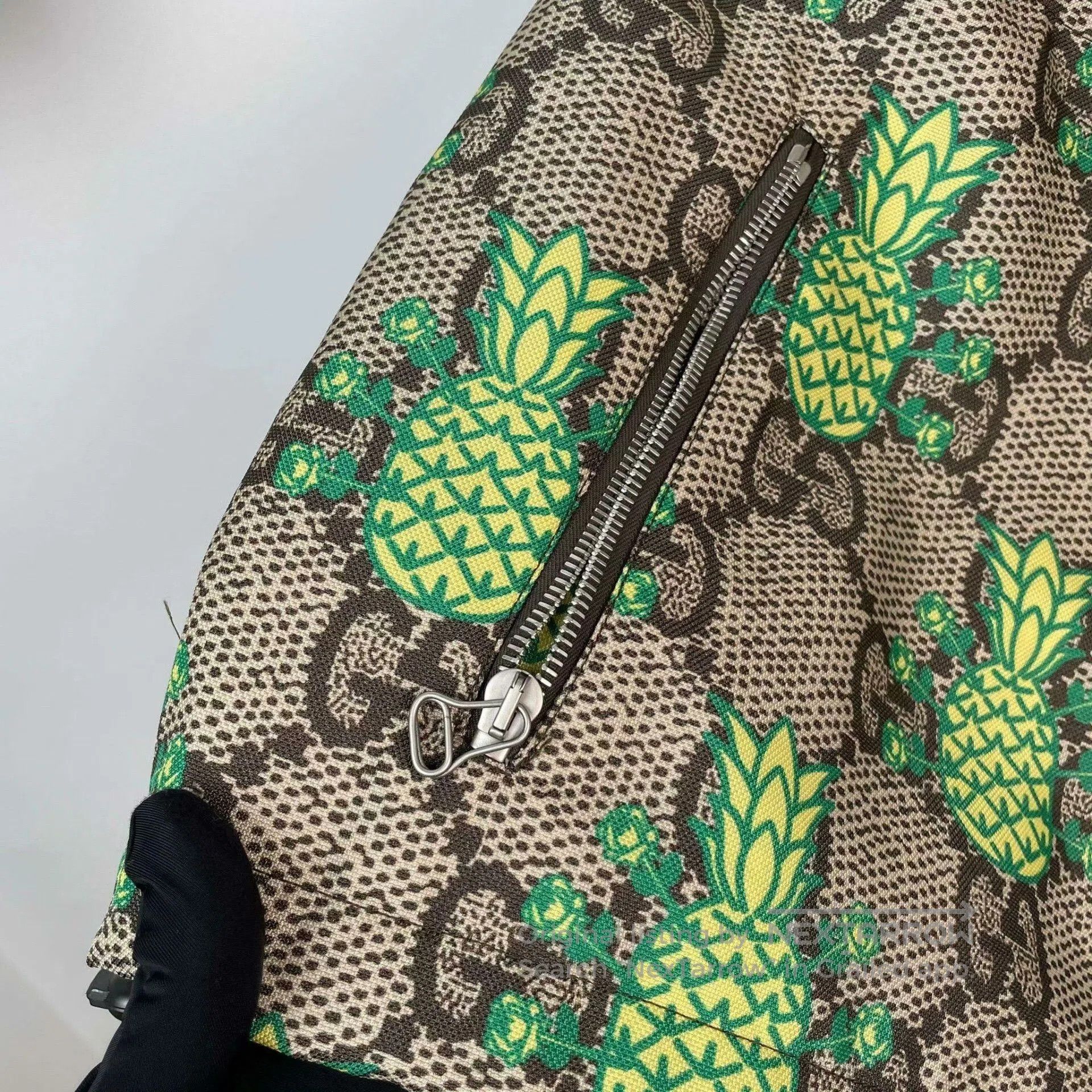 Gucci Gucci Pineapple Logo Print Zip Jacket. Size US S / EU 44-46 / 1 - 9 Thumbnail