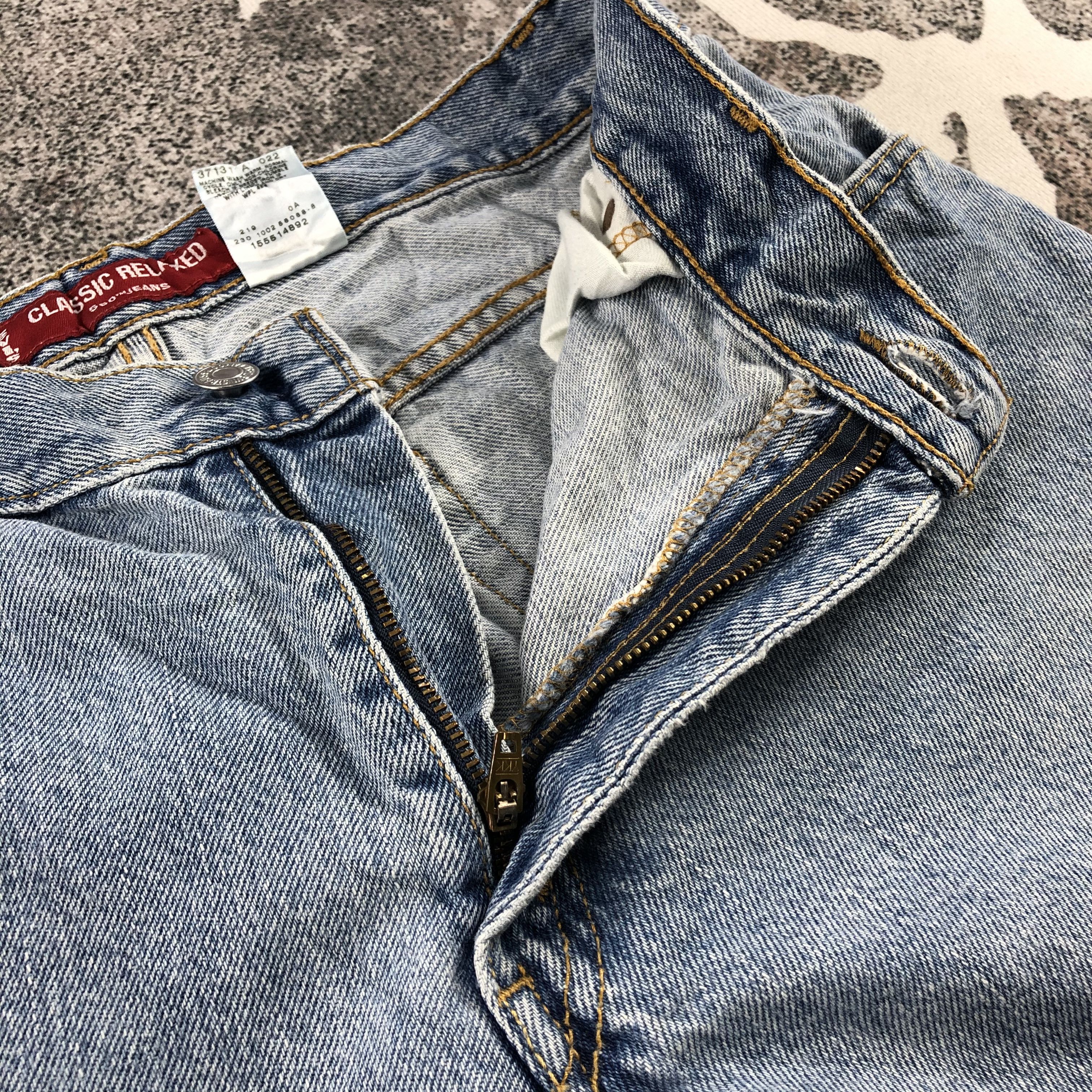 Levi's Vintage Levis 550 Jeans Medium Wash Denim KJ876 Size 31" - 8 Thumbnail