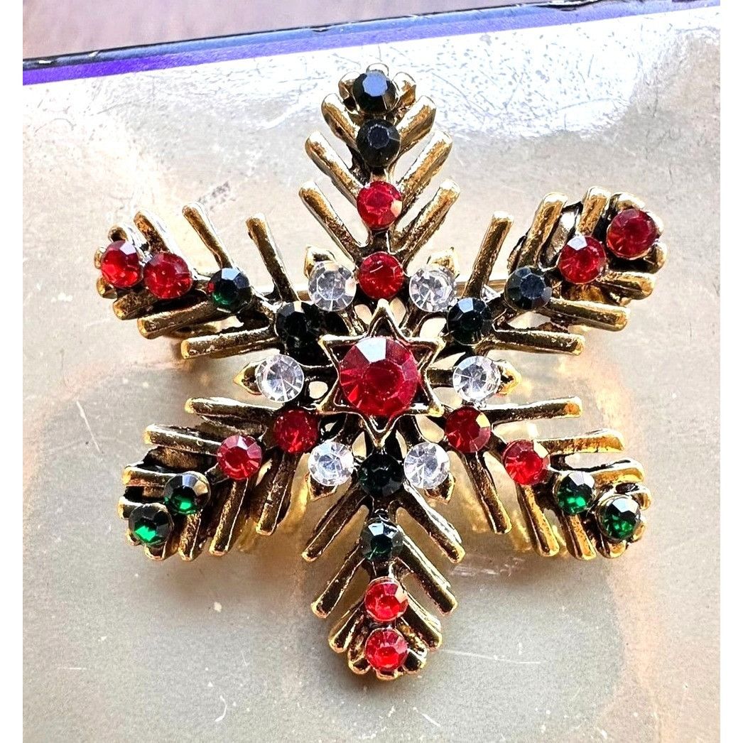 Handmade Christmas Snowflake Brooch Pin Star Red Green Crystal Accent Size ONE SIZE - 9 Thumbnail